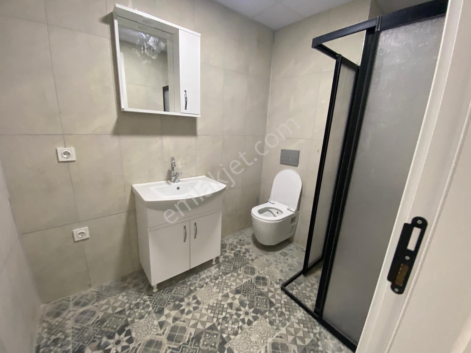 Ak Auto Gayrimenkul'den Atatürk Mahallesinde Geniş Satılık 1+1 Daire - Görsel 19