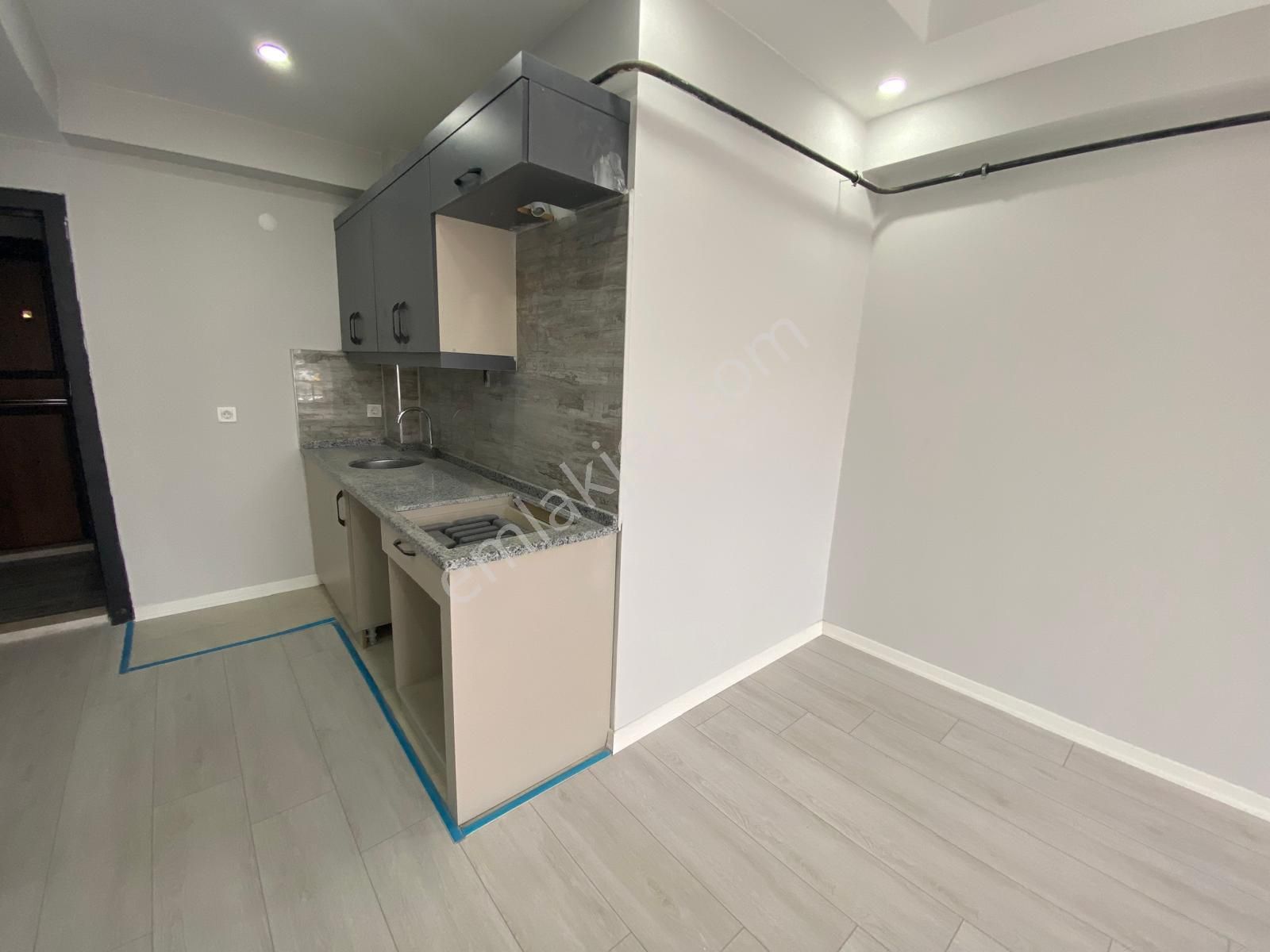 Ak Auto Gayrimenkul'den Atatürk Mahallesinde Geniş Satılık 1+1 Daire - Görsel 26