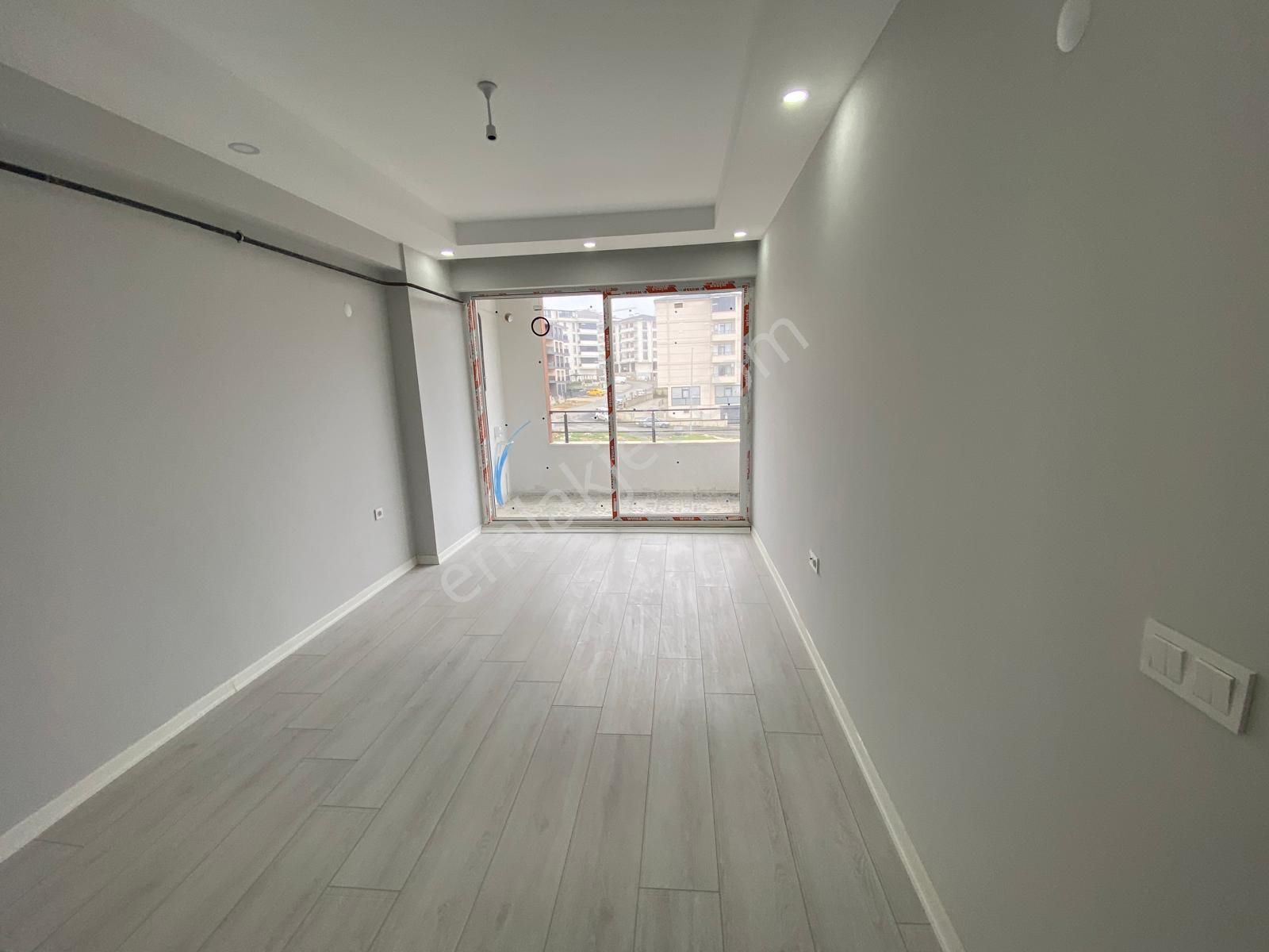 Ak Auto Gayrimenkul'den Atatürk Mahallesinde Geniş Satılık 1+1 Daire - Görsel 16