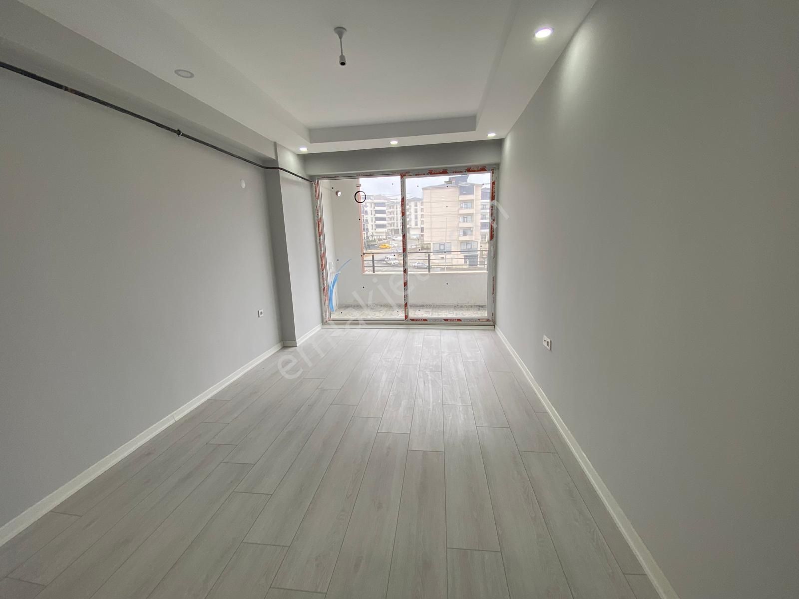 Ak Auto Gayrimenkul'den Atatürk Mahallesinde Geniş Satılık 1+1 Daire - Görsel 12