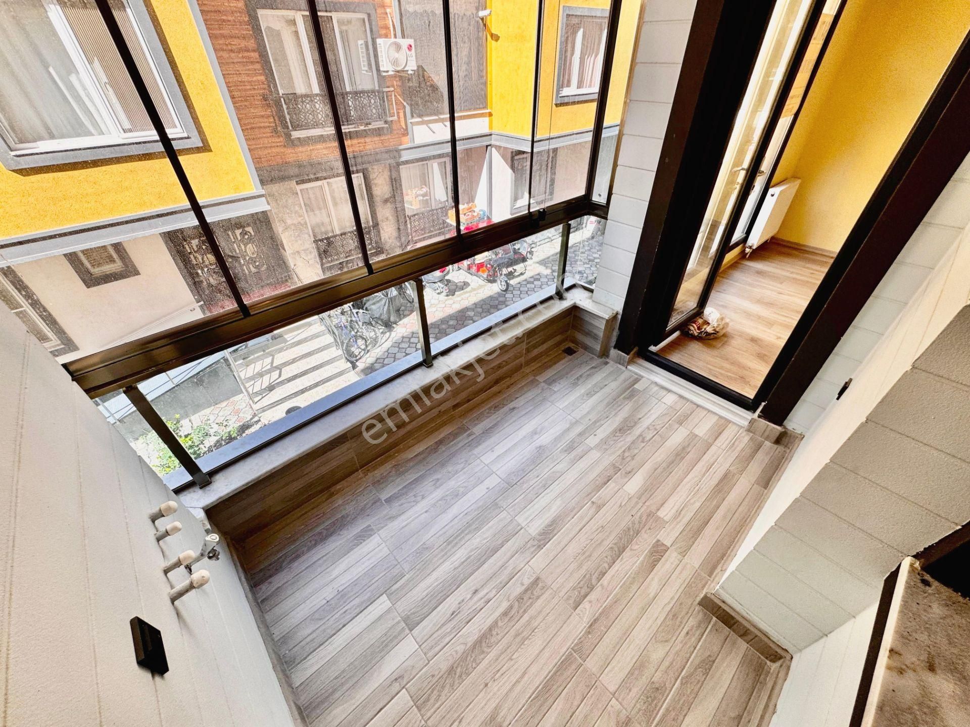 ▓zeytinli Gayrimenkul'den Ultralüx Tasarım & 4 Yaşında 1+1 Satılık Daire - Görsel 12