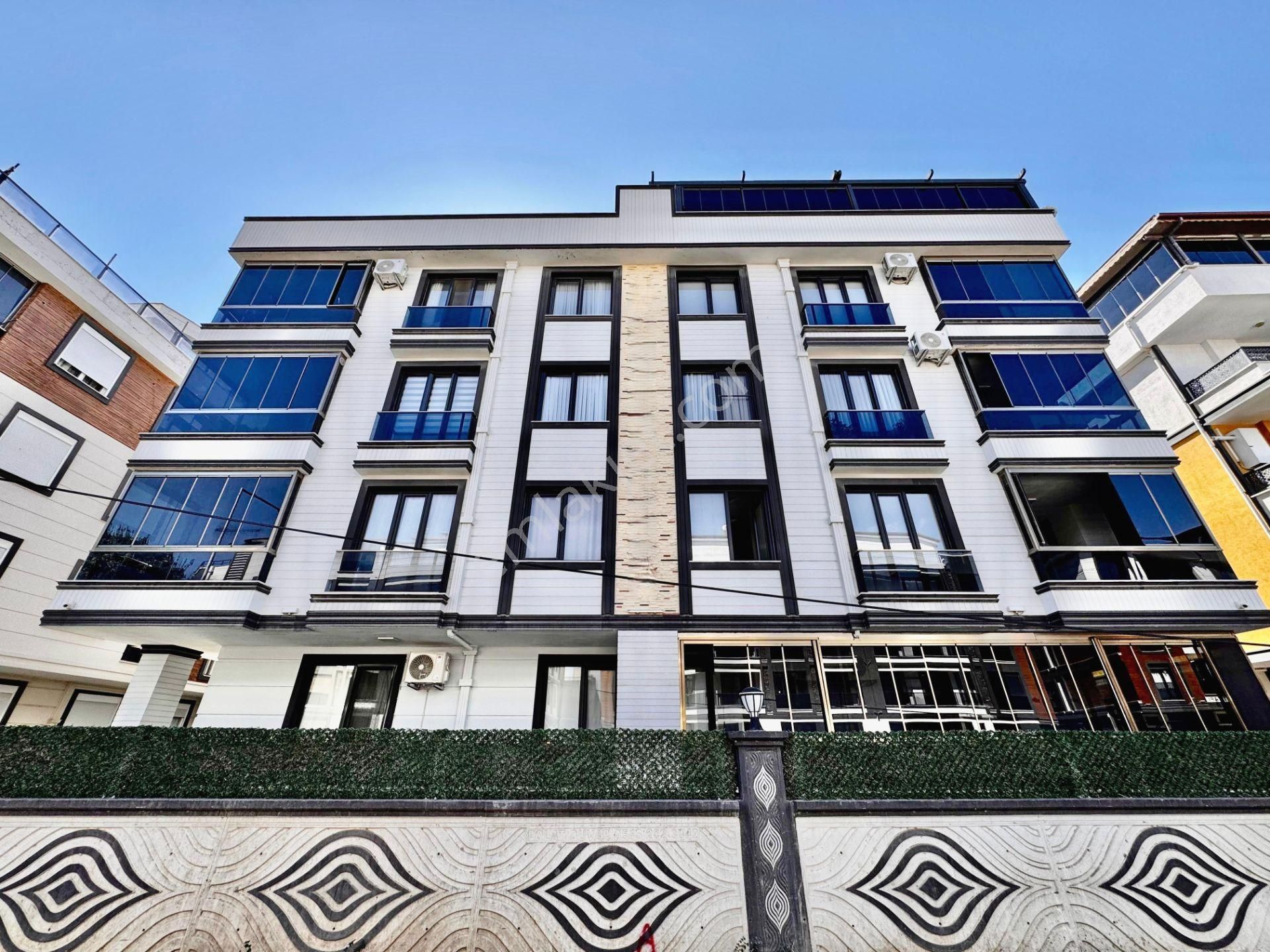 ▓zeytinli Gayrimenkul'den Ultralüx Tasarım & 4 Yaşında 1+1 Satılık Daire - Görsel 3