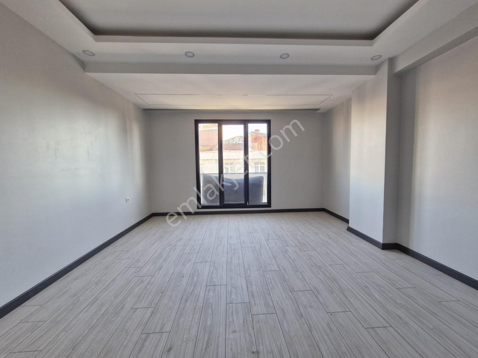 Yenimahallede Cadde Üzeri 3+2 Yerden Isıtmalı Sıfır Dubleks... - Görsel 11