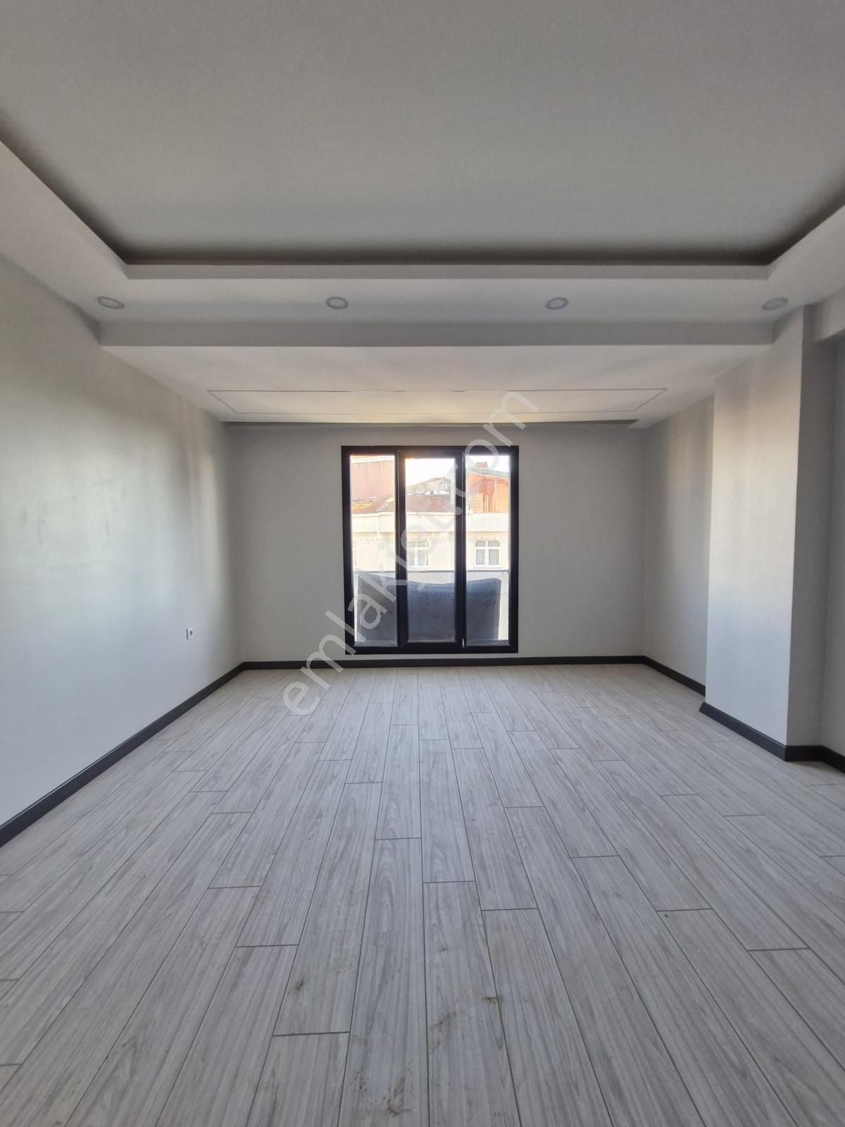 Yenimahallede Cadde Üzeri 3+2 Yerden Isıtmalı Sıfır Dubleks... - Görsel 10