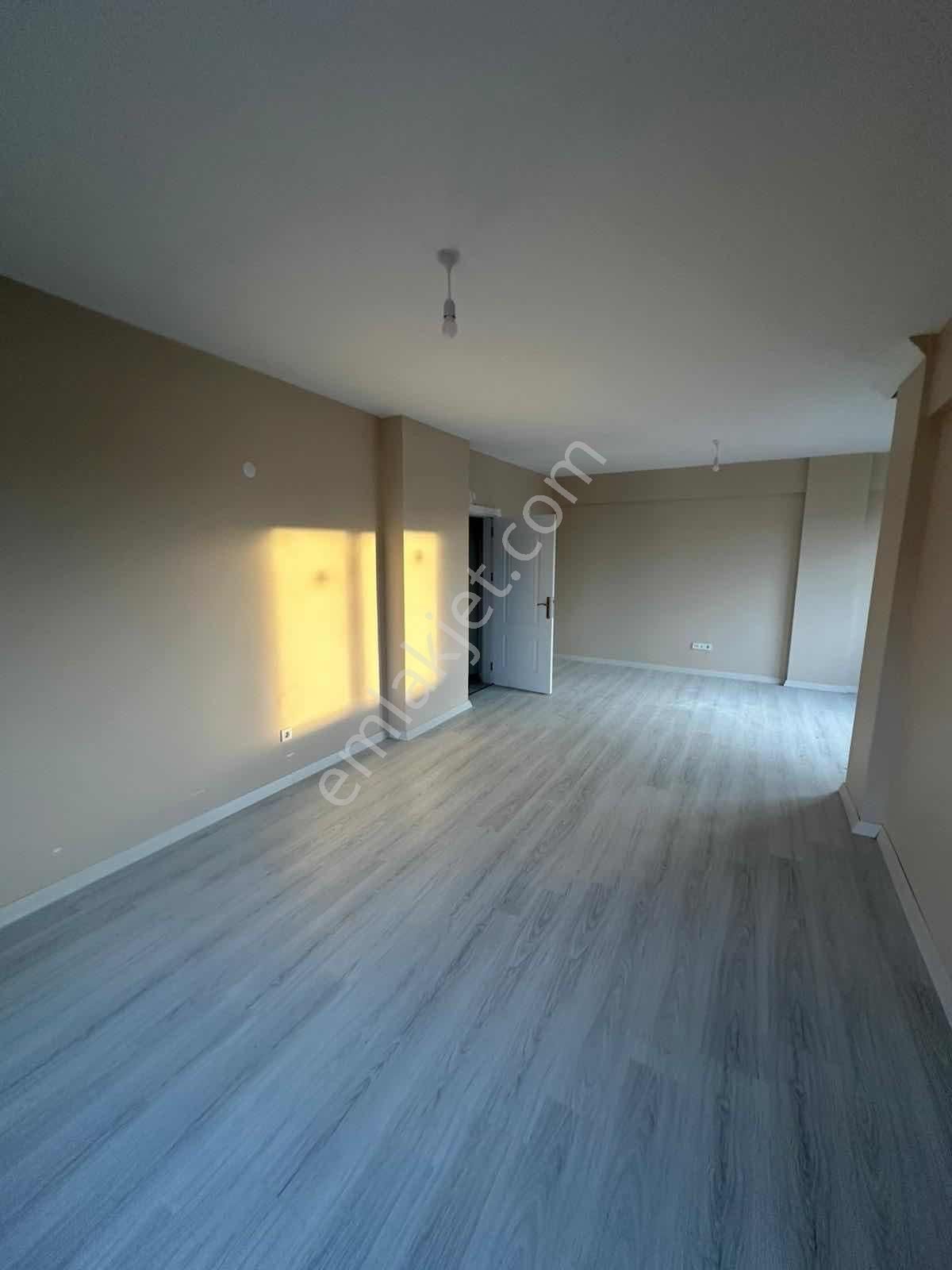 Sarıyer Cumhuriyet Mahallesin'de Sıfır Asansörlü 5.kat Daire - Görsel 2