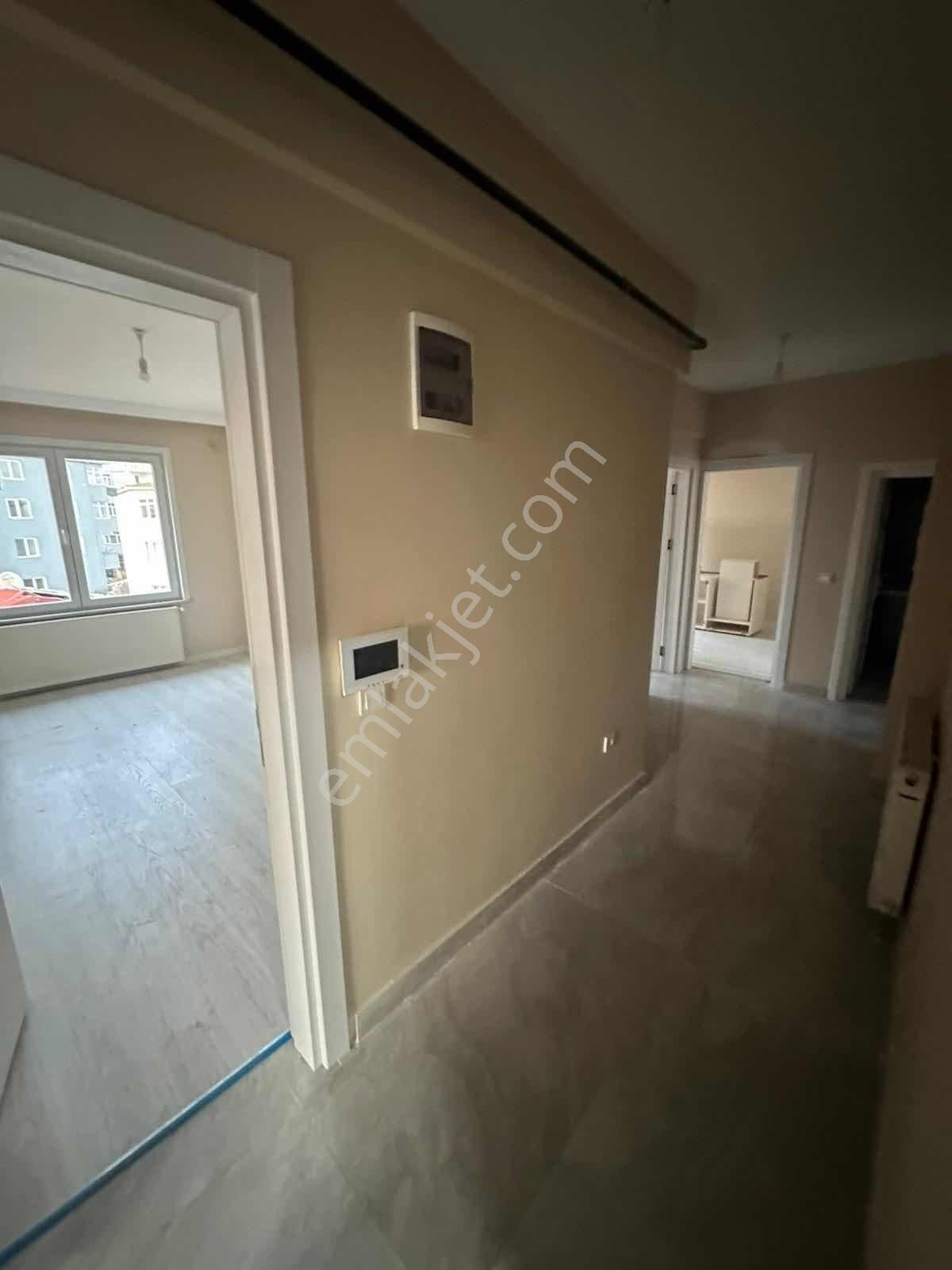 Sarıyer Cumhuriyet Mahallesin'de Sıfır Asansörlü 5.kat Daire - Görsel 3