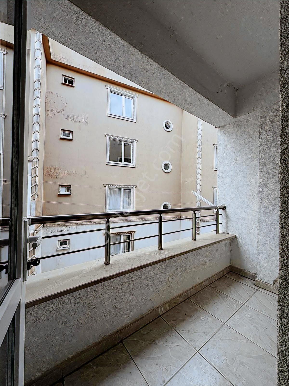 Çerkezköy Devlet Hastanesi Yakınında Satılık 3+1 Daire - Görsel 3