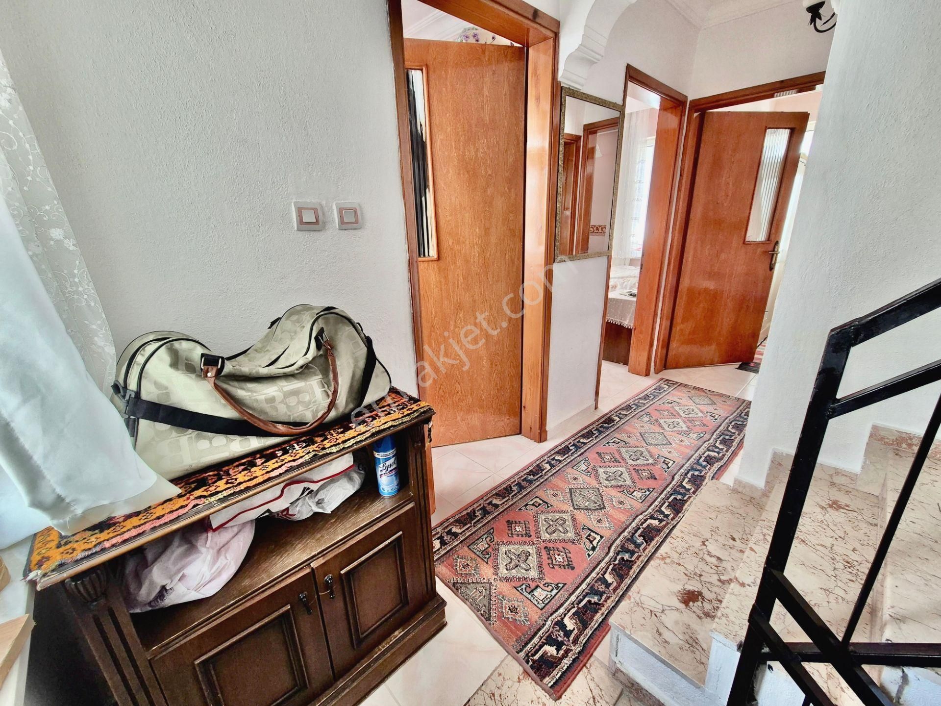 ▓zeytinli Gayrimenkul'den Deniz Manzaralı & Bahçeli 4+1 Satılık Villa - Görsel 19