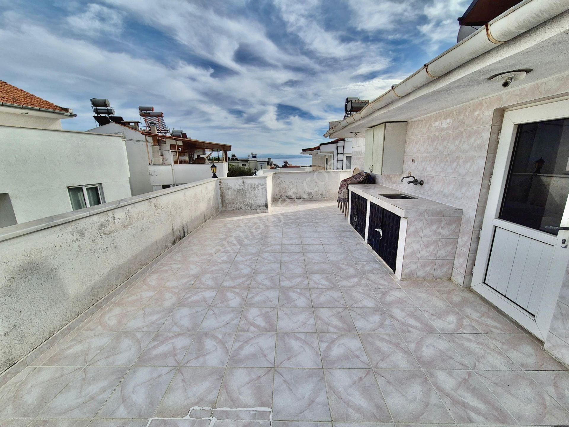 ▓zeytinli Gayrimenkul'den Deniz Manzaralı & Bahçeli 4+1 Satılık Villa - Görsel 6