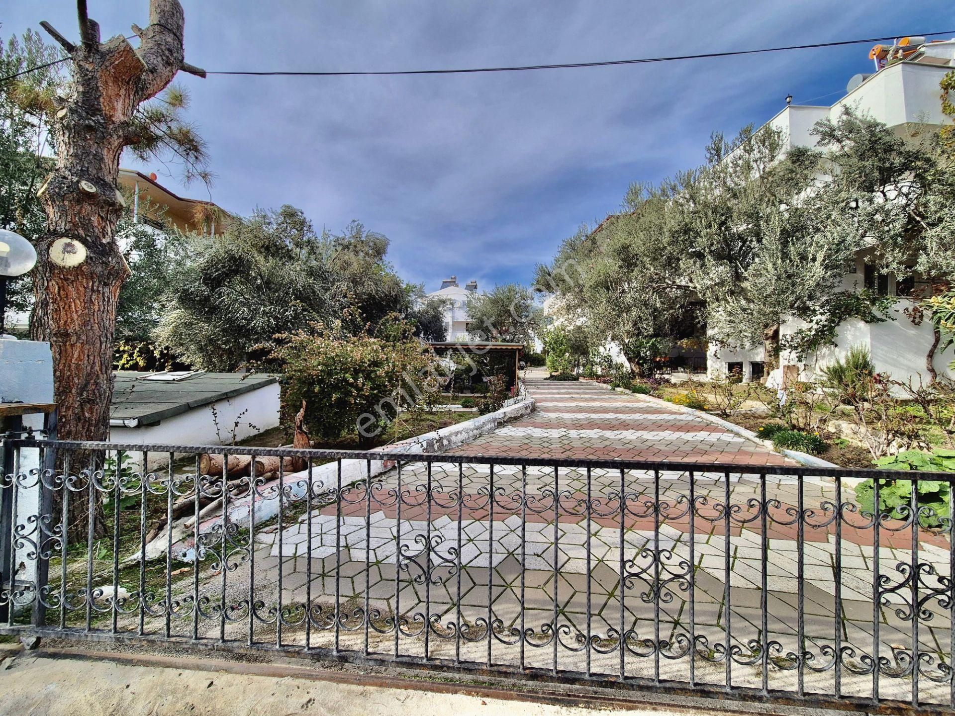 ▓zeytinli Gayrimenkul'den Deniz Manzaralı & Bahçeli 4+1 Satılık Villa - Görsel 34