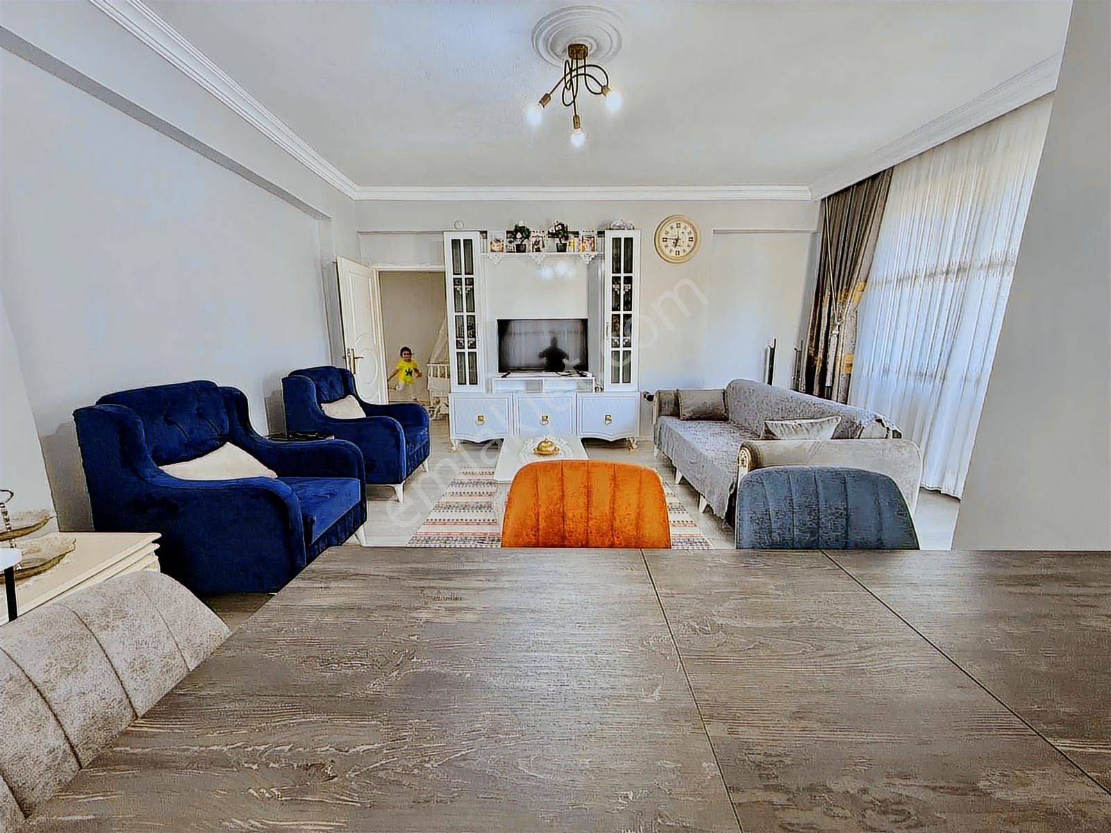Sakarya Caddesinde Asansörlü Ve Doğalgazlı 3+1 Bakımlı Daire!!! - Görsel 5