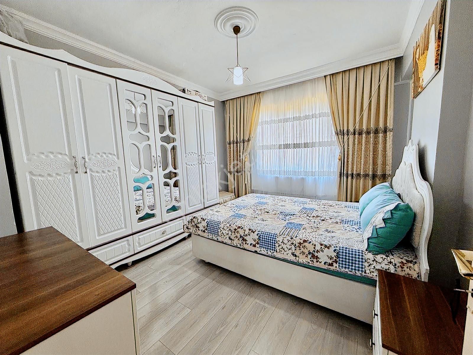 Sakarya Caddesinde Asansörlü Ve Doğalgazlı 3+1 Bakımlı Daire!!! - Görsel 3