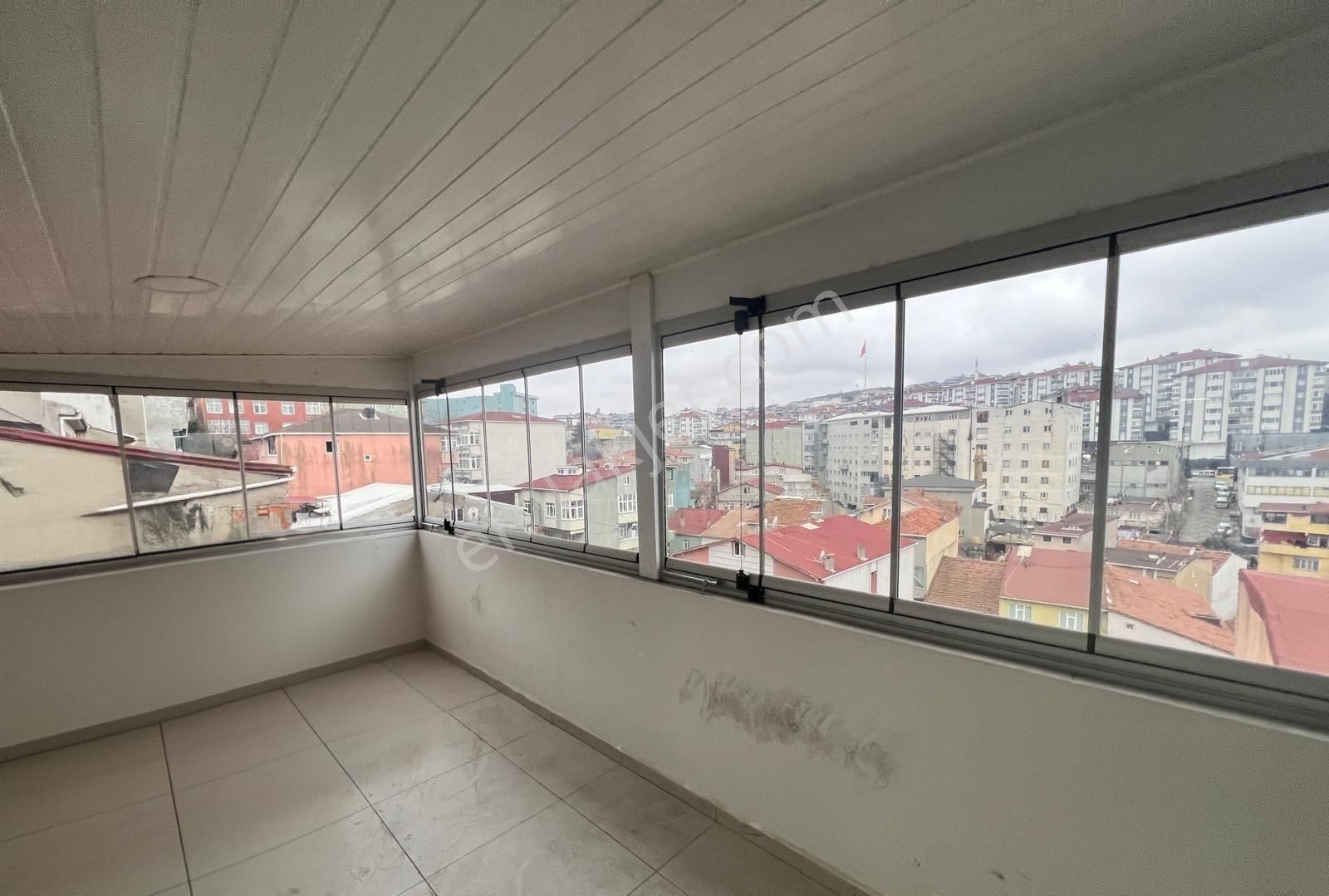 Üsküdar Yavuztürk 'te Geniş Balkonlu Ferah Satılık 2+1 Daire - Görsel 20