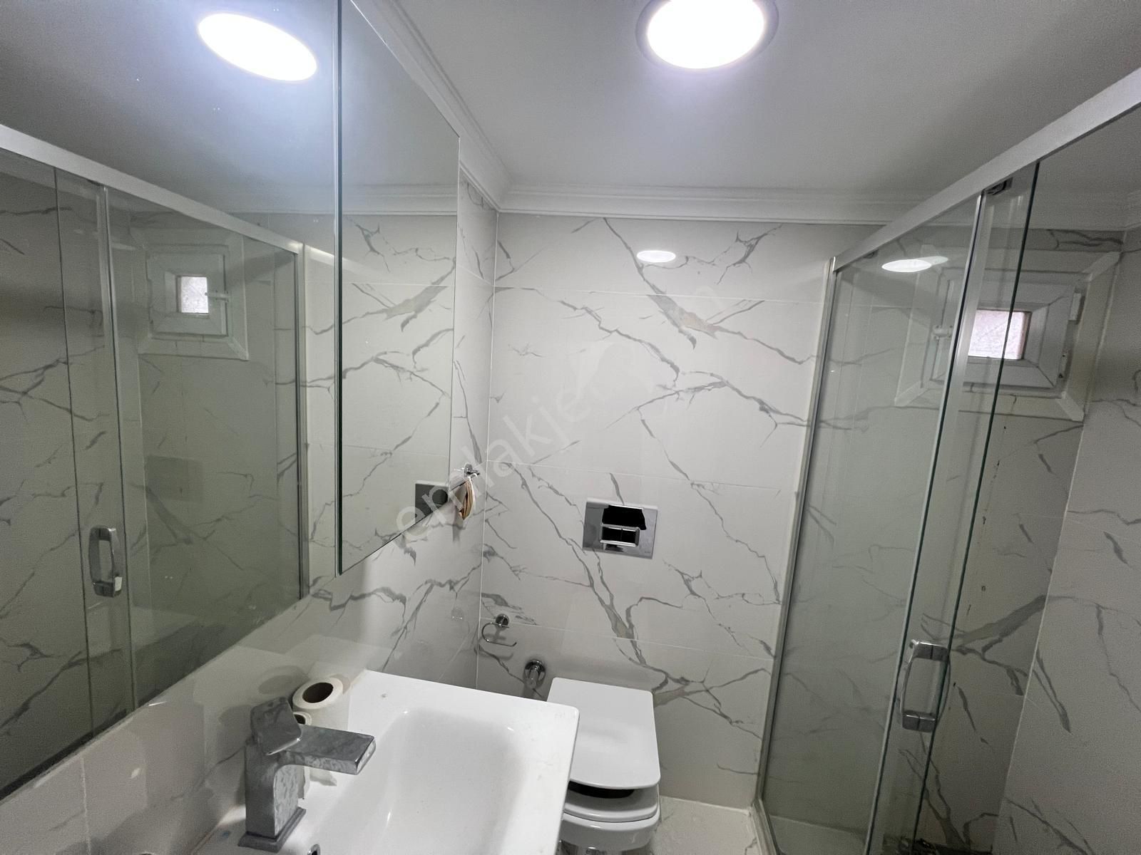 Üsküdar Yavuztürk 'te Geniş Balkonlu Ferah Satılık 2+1 Daire - Görsel 17