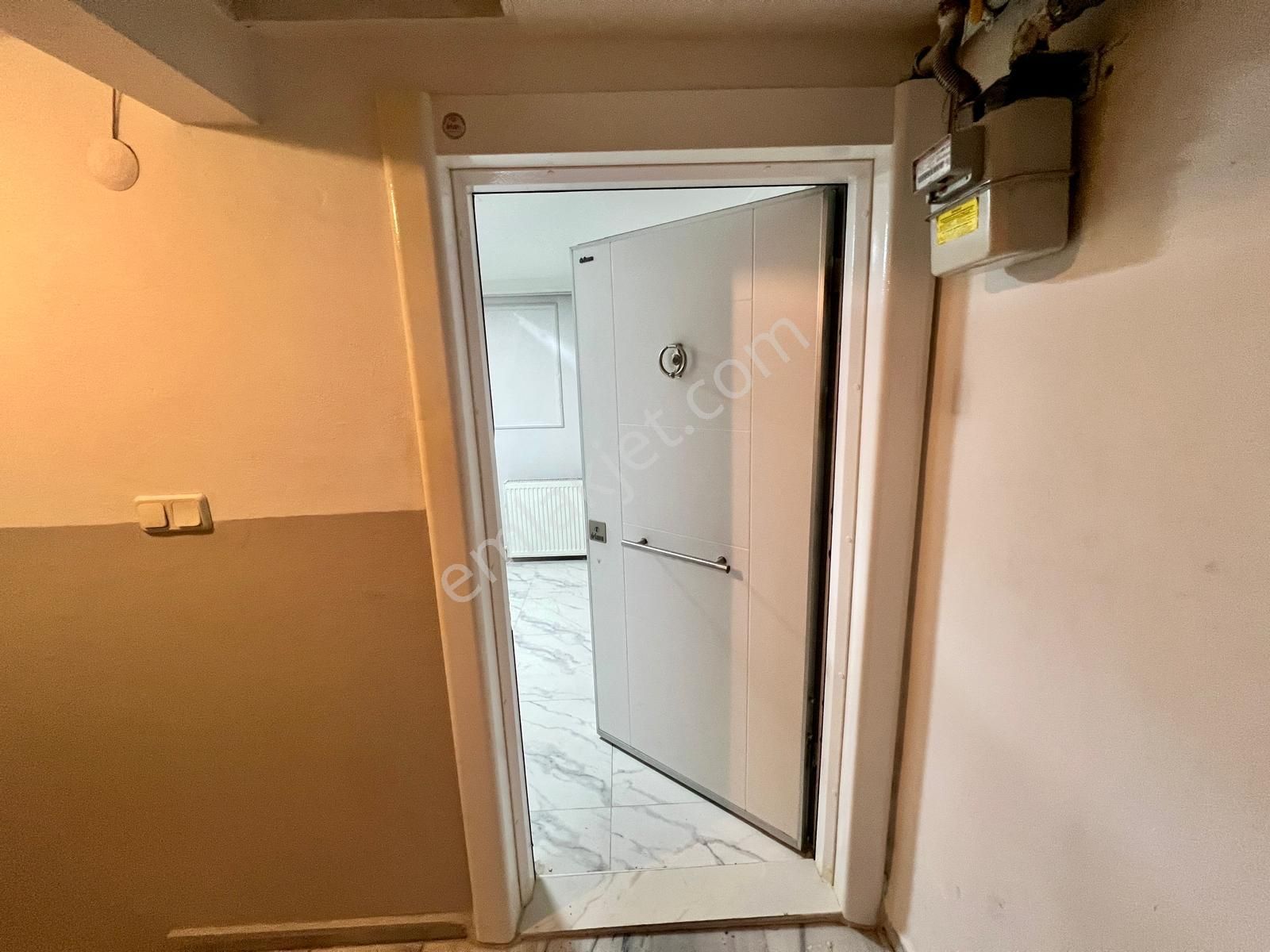 Üsküdar Yavuztürk 'te Geniş Balkonlu Ferah Satılık 2+1 Daire - Görsel 30