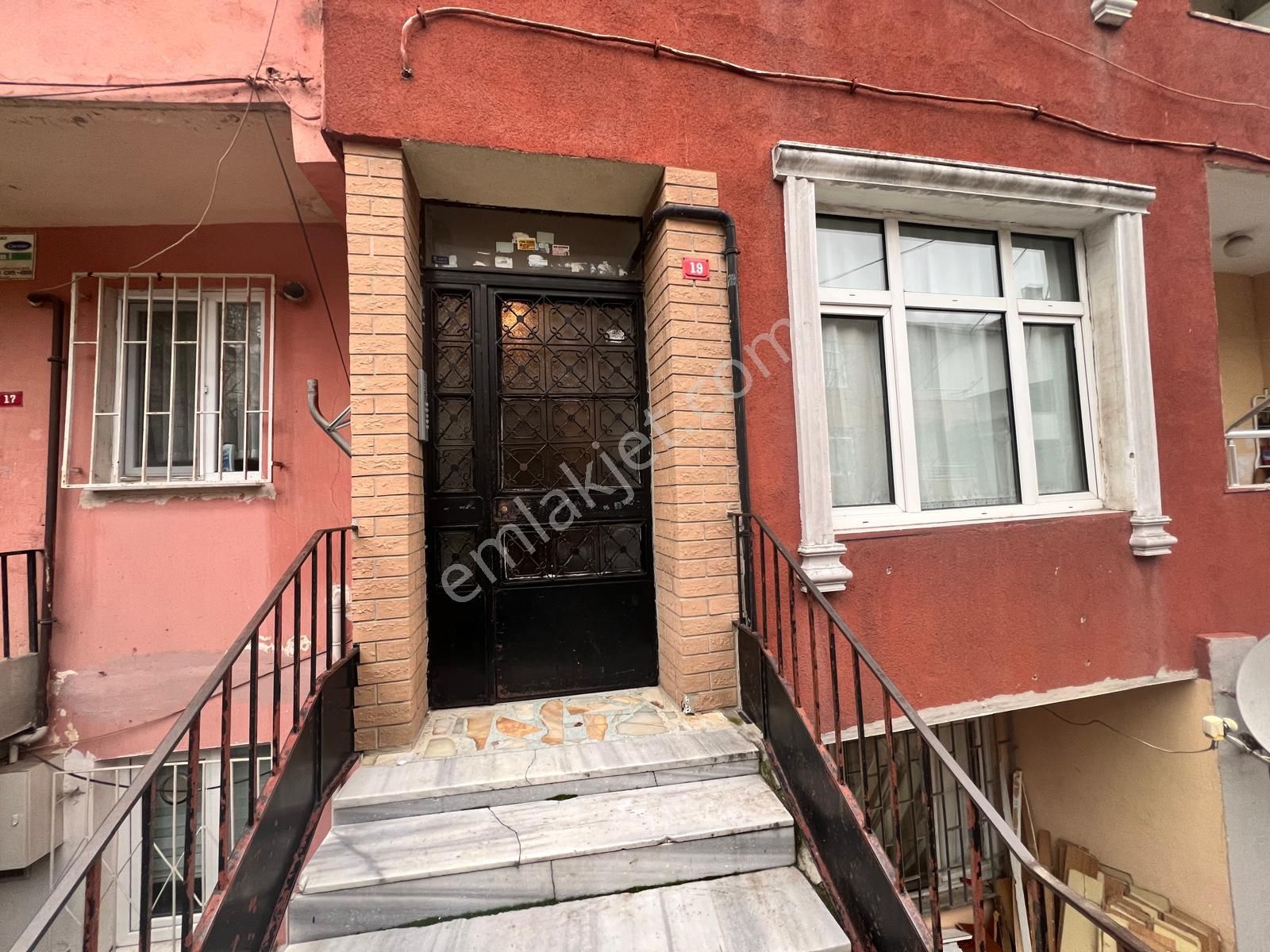 Üsküdar Yavuztürk 'te Geniş Balkonlu Ferah Satılık 2+1 Daire - Görsel 32