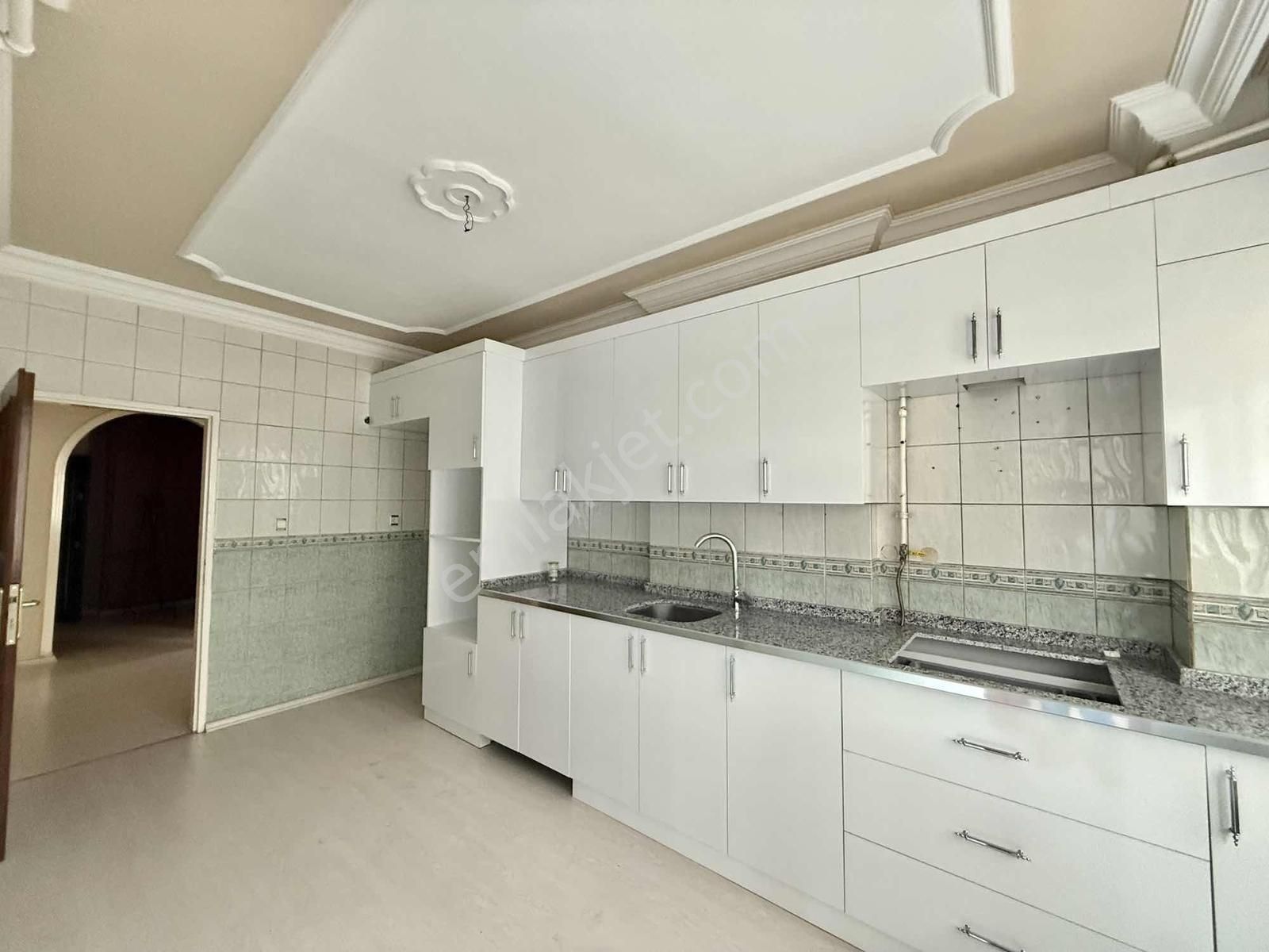 Bu Fiyata Yok! Diclekent Ana Cadde Üzerinde En Nezih Sitede 3+1 - Görsel 7