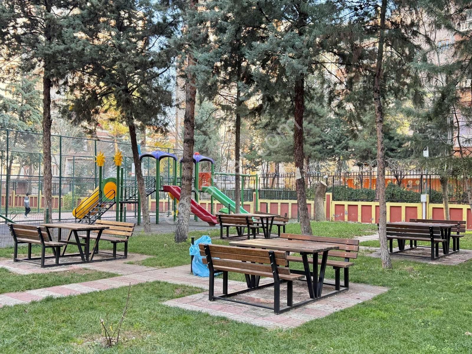 Bu Fiyata Yok! Diclekent Ana Cadde Üzerinde En Nezih Sitede 3+1 - Görsel 21