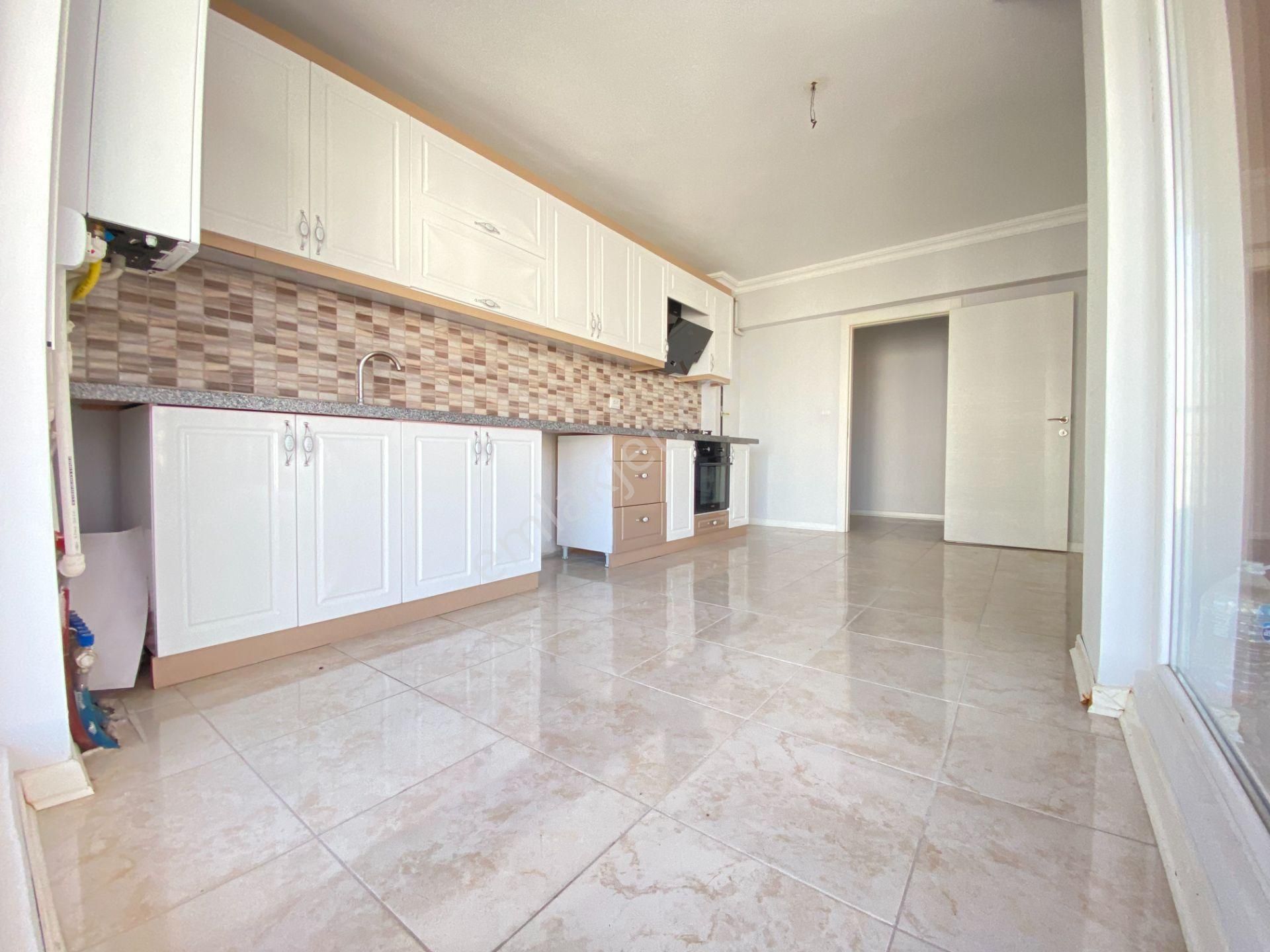 Gökçe Emlak'tan Sarayda 12.katta Satılık 4+1 Site Dairesi - Görsel 9