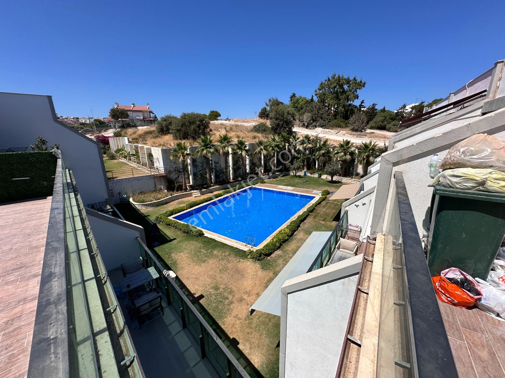 Çeşme Sakızlıkoy Rezidans Satılık Teraslı 1+1 Daire - Görsel 12