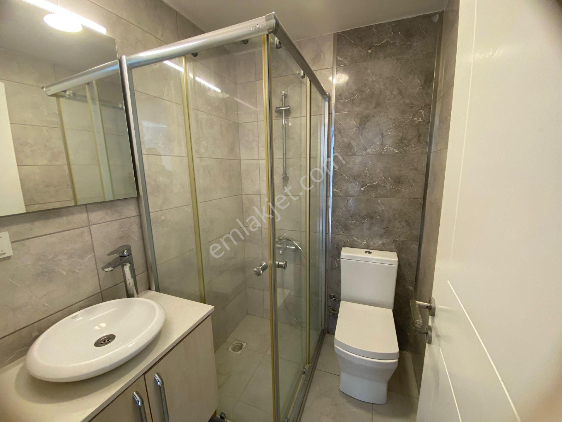 Çeşme Sakızlıkoy Rezidans Satılık Teraslı 1+1 Daire - Görsel 11