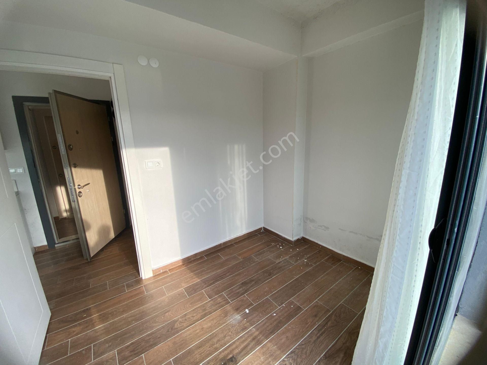 Çeşme Sakızlıkoy Rezidans Satılık Teraslı 1+1 Daire - Görsel 3