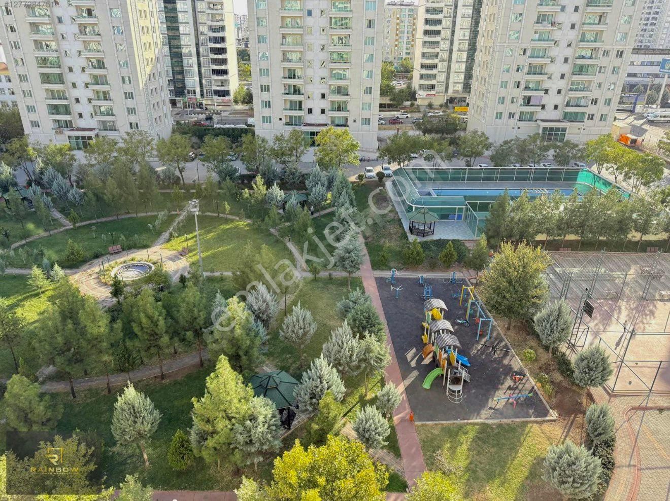 Stad Yolu Üzeri Ted Kolej Yanı 4+1 Havuzlu Lüx Arakat Daire !!!