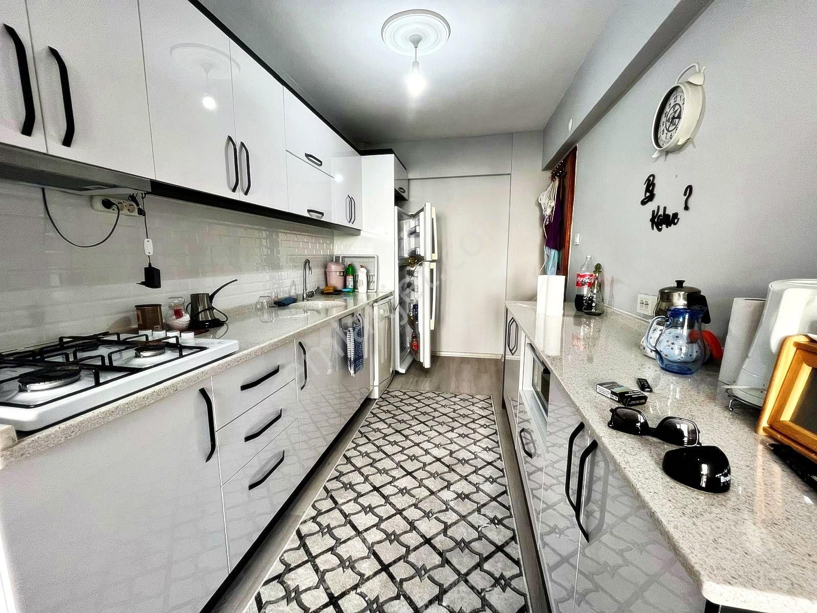 🛑🛑aktif'ten Akçay Merkez'de Satılık Ön Cephe Masrafsız Arakat 2+1 Daire