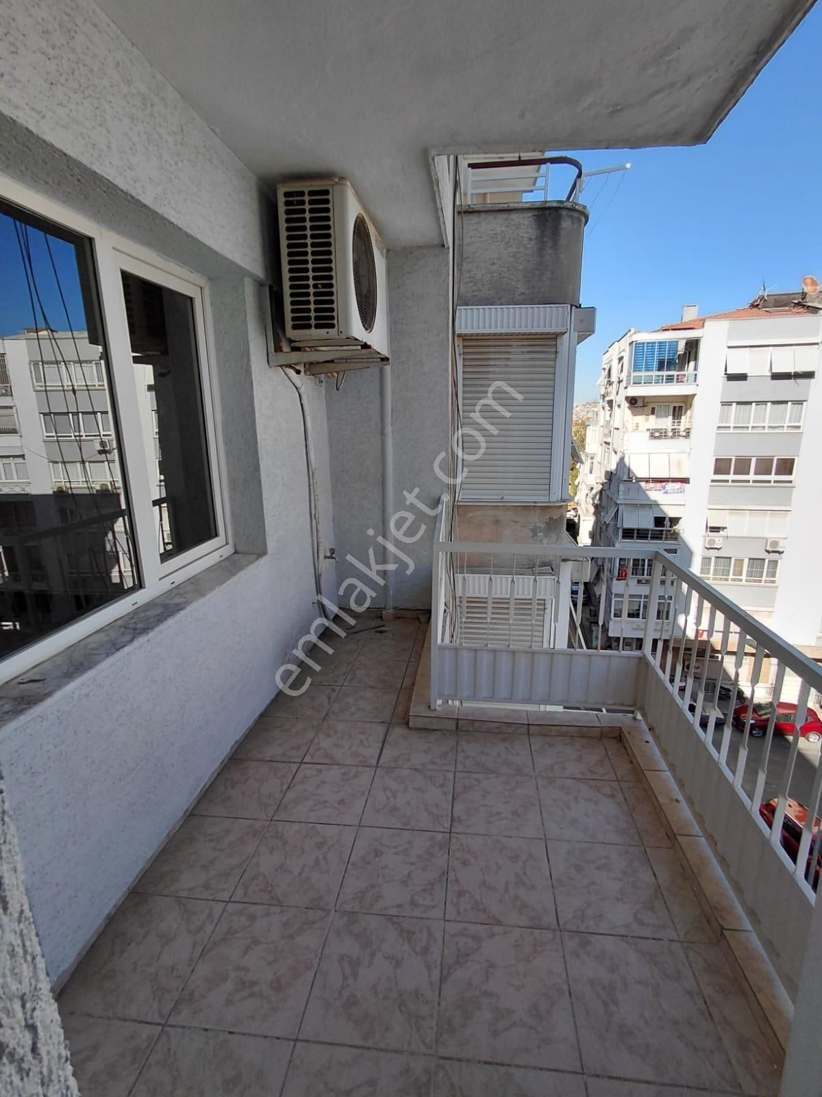 Uluönder Caddesi Yakını 3+1 Doğalgazlı 175 M2 Arakat - Görsel 25