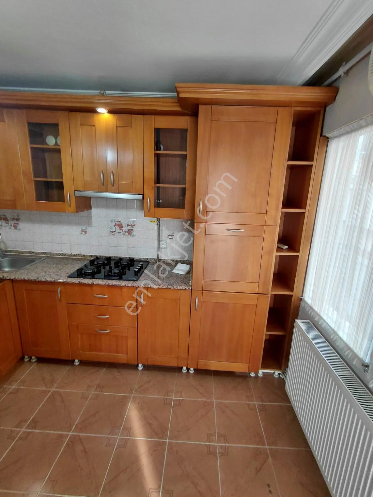 Uluönder Caddesi Yakını 3+1 Doğalgazlı 175 M2 Arakat - Görsel 13