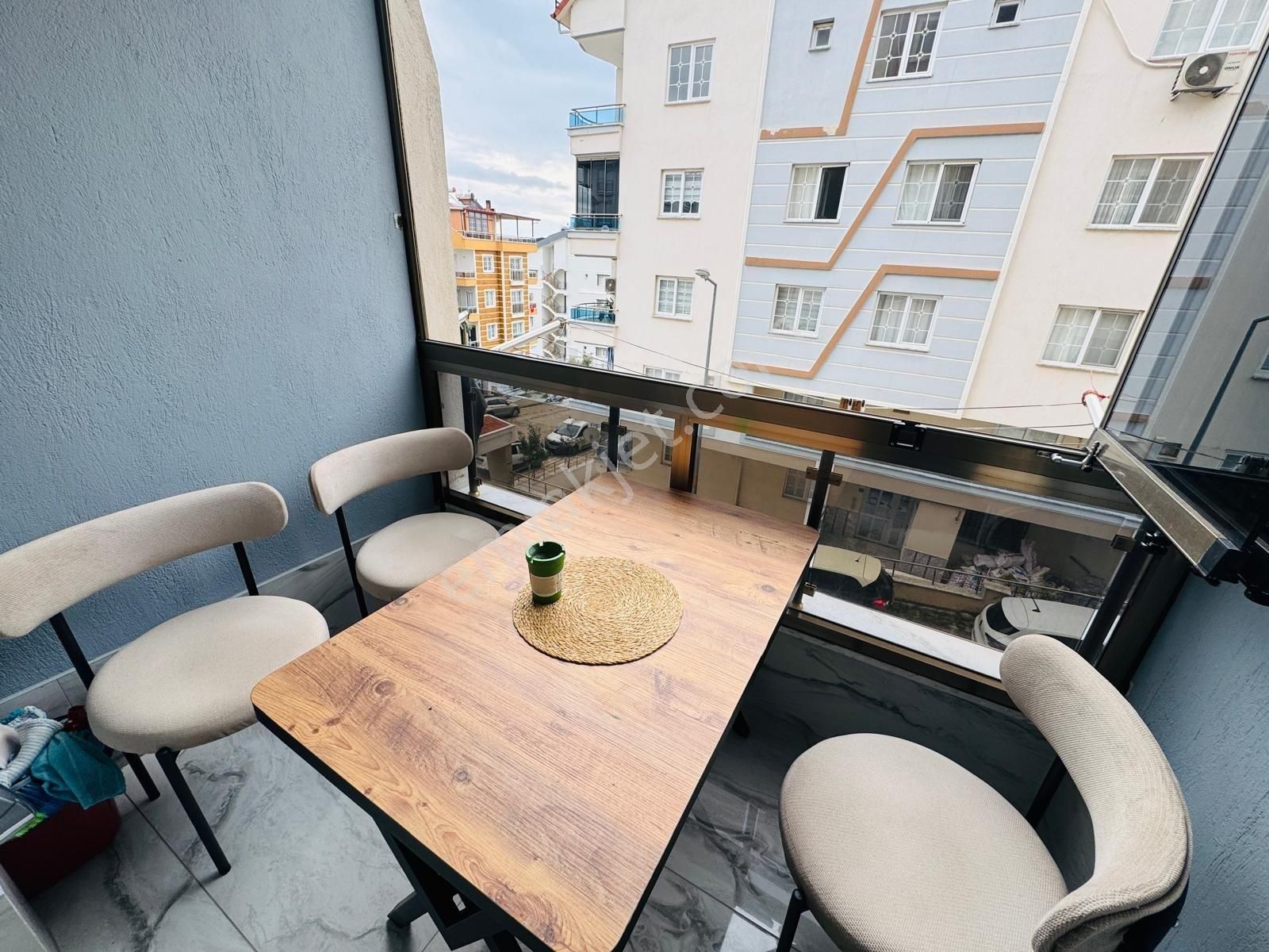 Didim'de Satılık Masrafsız Sıfır Eşyalı 3+1ayrı Mutfak Daire - Görsel 25