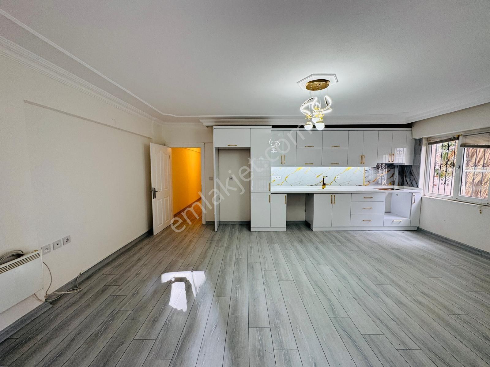 Didim Altınkum Plajına 10 Dakika Havuzlu Sitede 3+1 Geniş Daire - Görsel 18