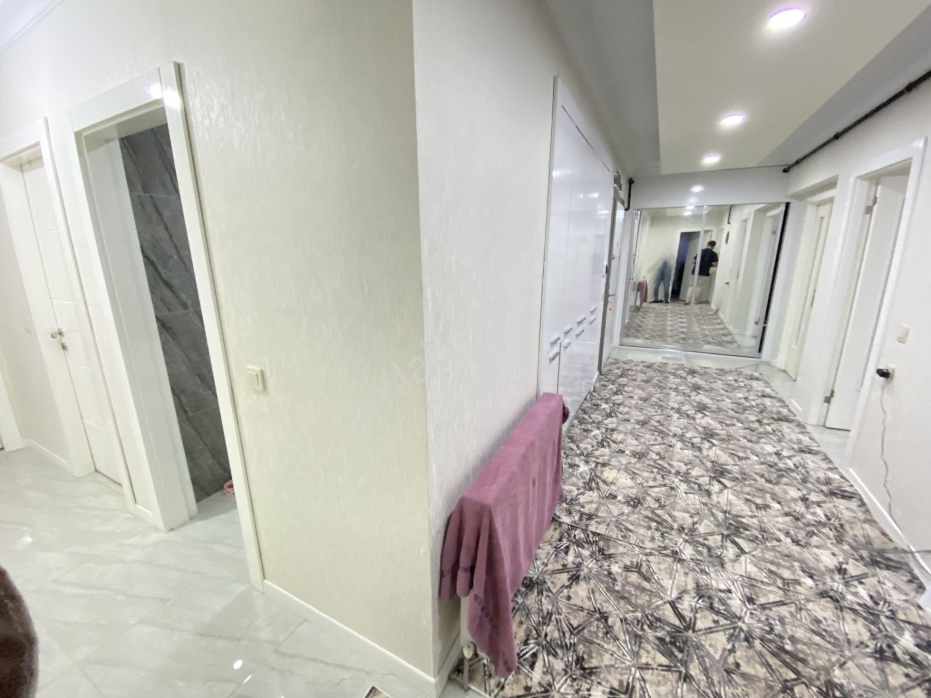 Gökçe Emlak'tan Sarayda Sitede Ultralüx Geniş 4+1 Satılık Daire - Görsel 13