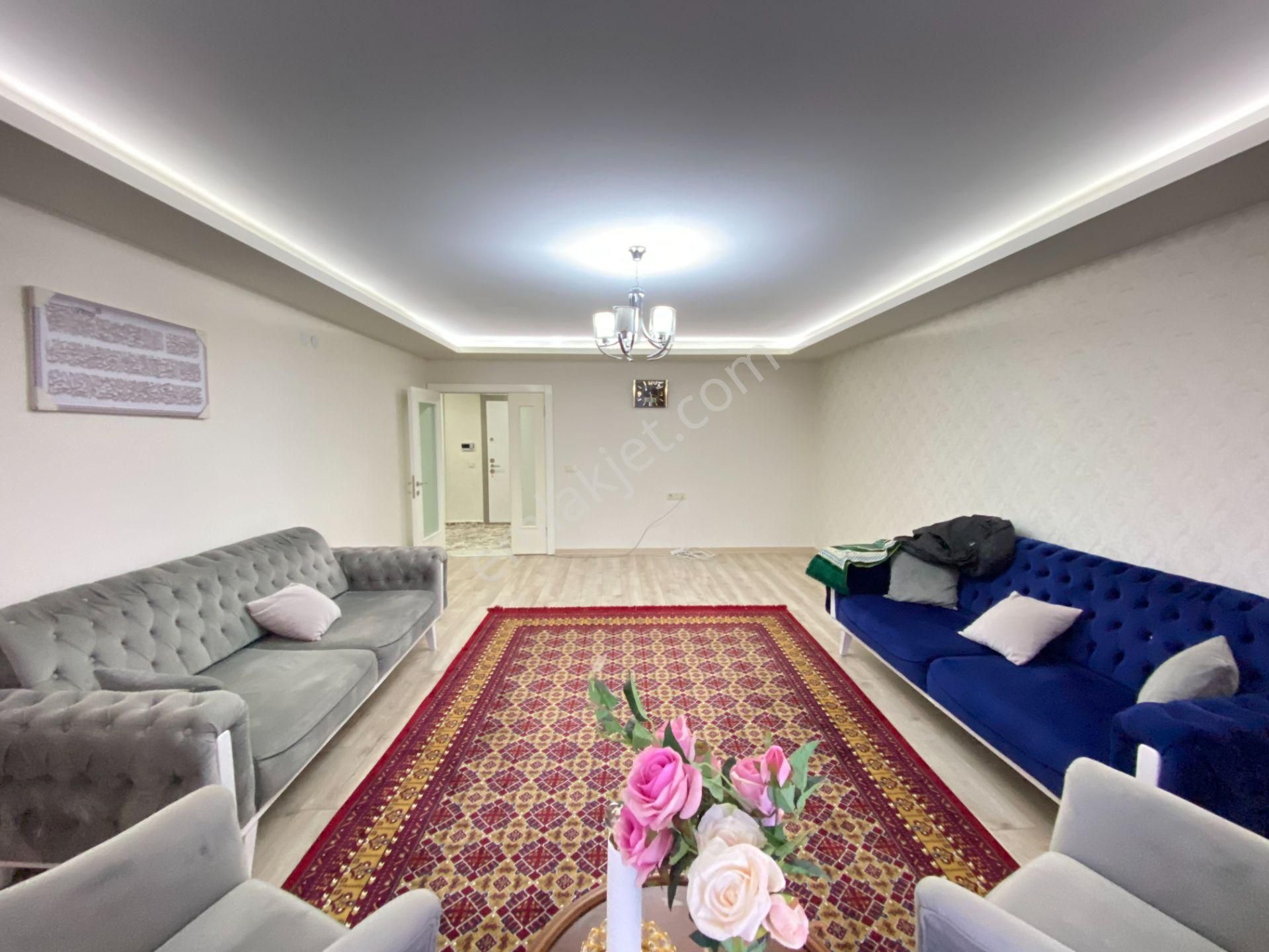 Gökçe Emlak'tan Sarayda Sitede Ultralüx Geniş 4+1 Satılık Daire - Görsel 3