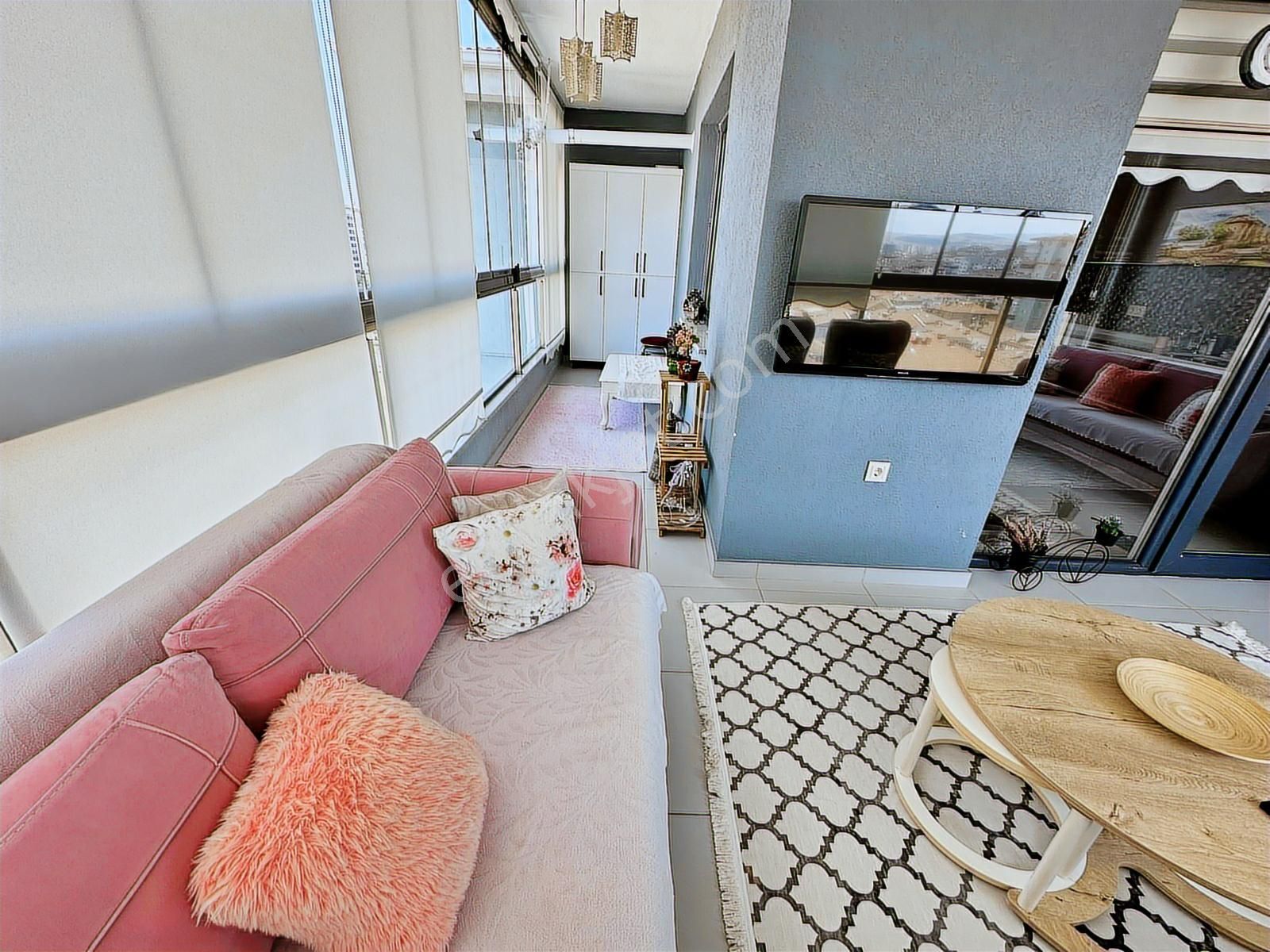 Piyade'de Güvenlikli Lüks Sitede 3+1 Krediye Uygun Manzaralı Ev - Görsel 6