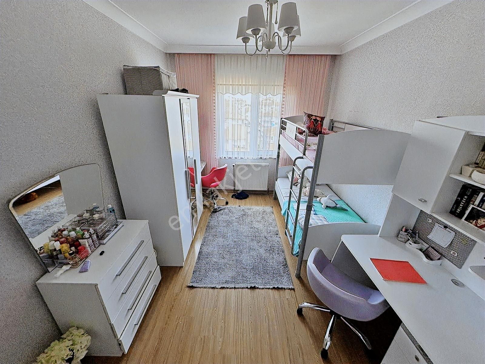 Piyade'de Güvenlikli Lüks Sitede 3+1 Krediye Uygun Manzaralı Ev - Görsel 35