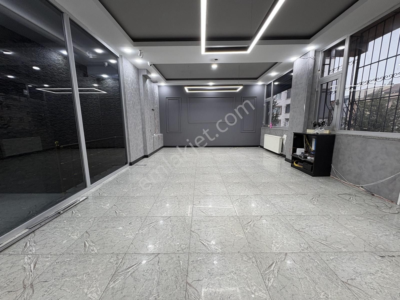 Bağcılar Kirazlı Mahallesi 250m2 Dekorasyonlu Dükkan-mağaza - Görsel 15