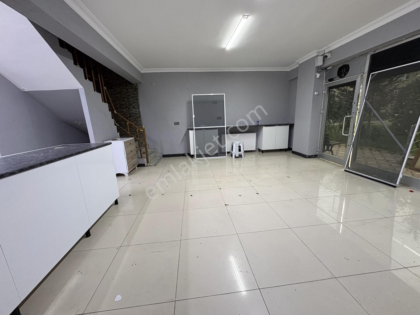 Bağcılar Kirazlı Mahallesi 250m2 Dekorasyonlu Dükkan-mağaza - Görsel 16