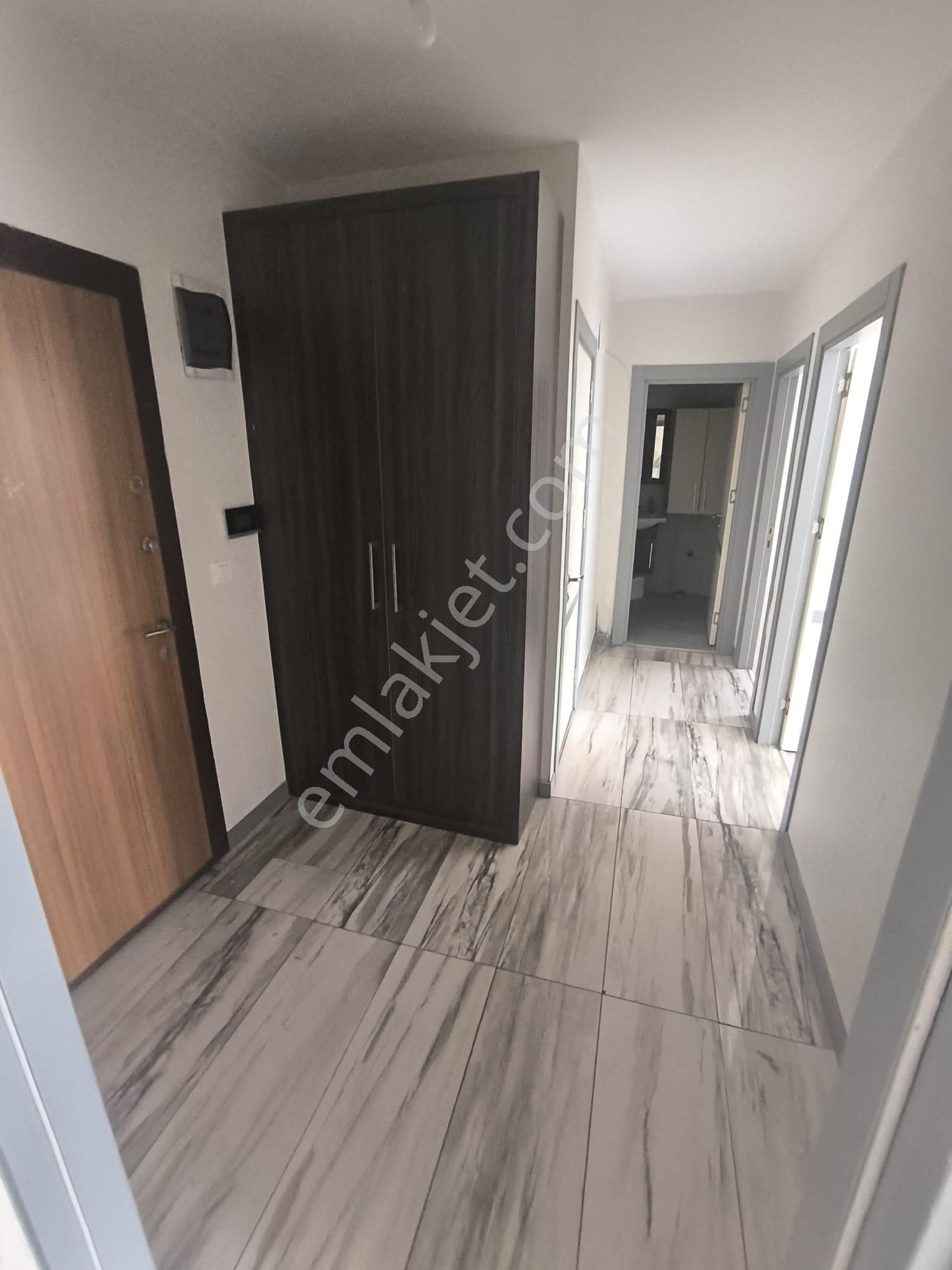 Adana Çukurovada Huzurevlerinde Metroya Yakın 2+1 Kiralık Cadde Üzerinde Fırsat Daire - Görsel 2