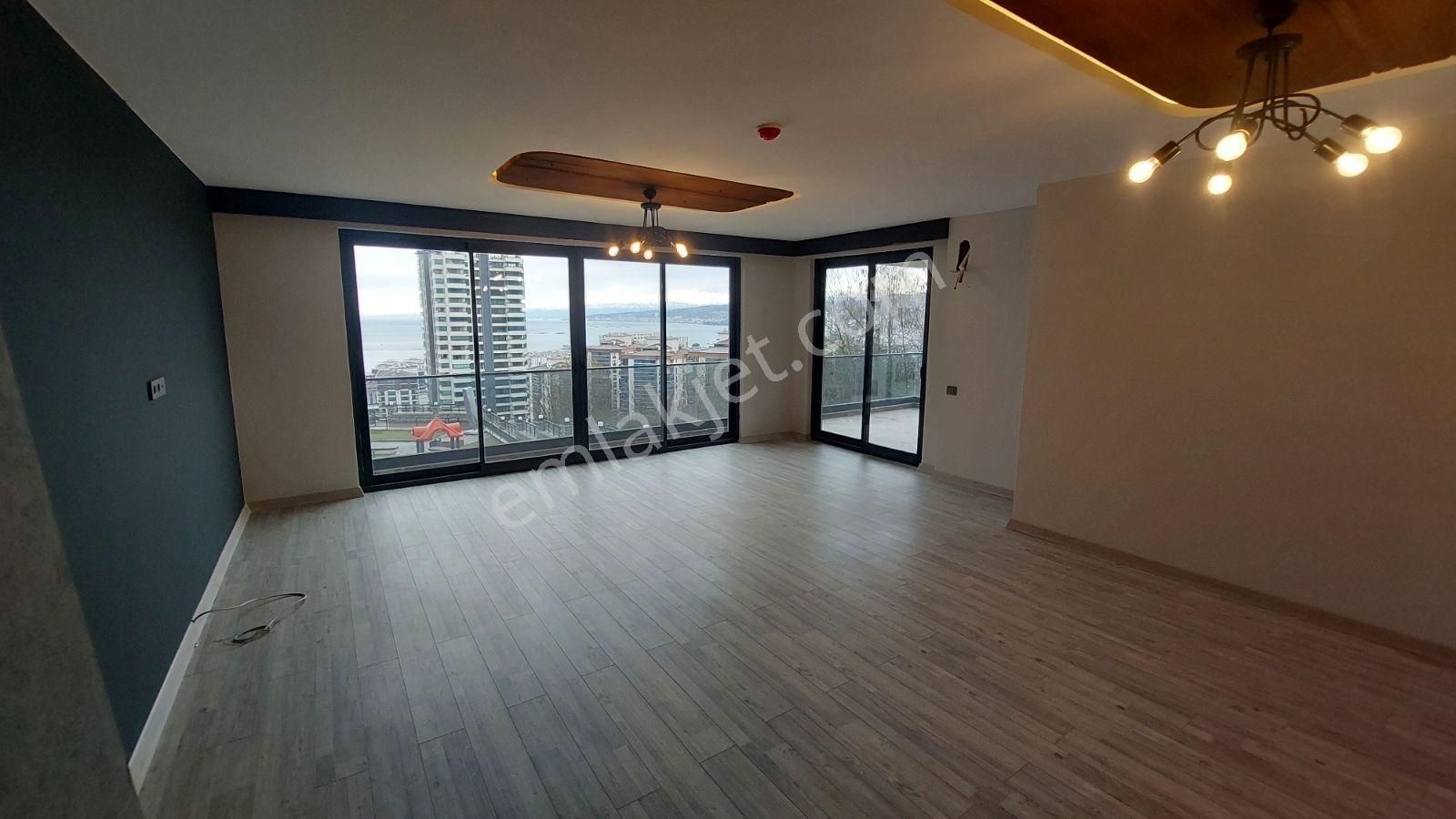 Yalıncak Likapark Sitesin'de Deniz Manzaralı 4+1 Daire - Görsel 15