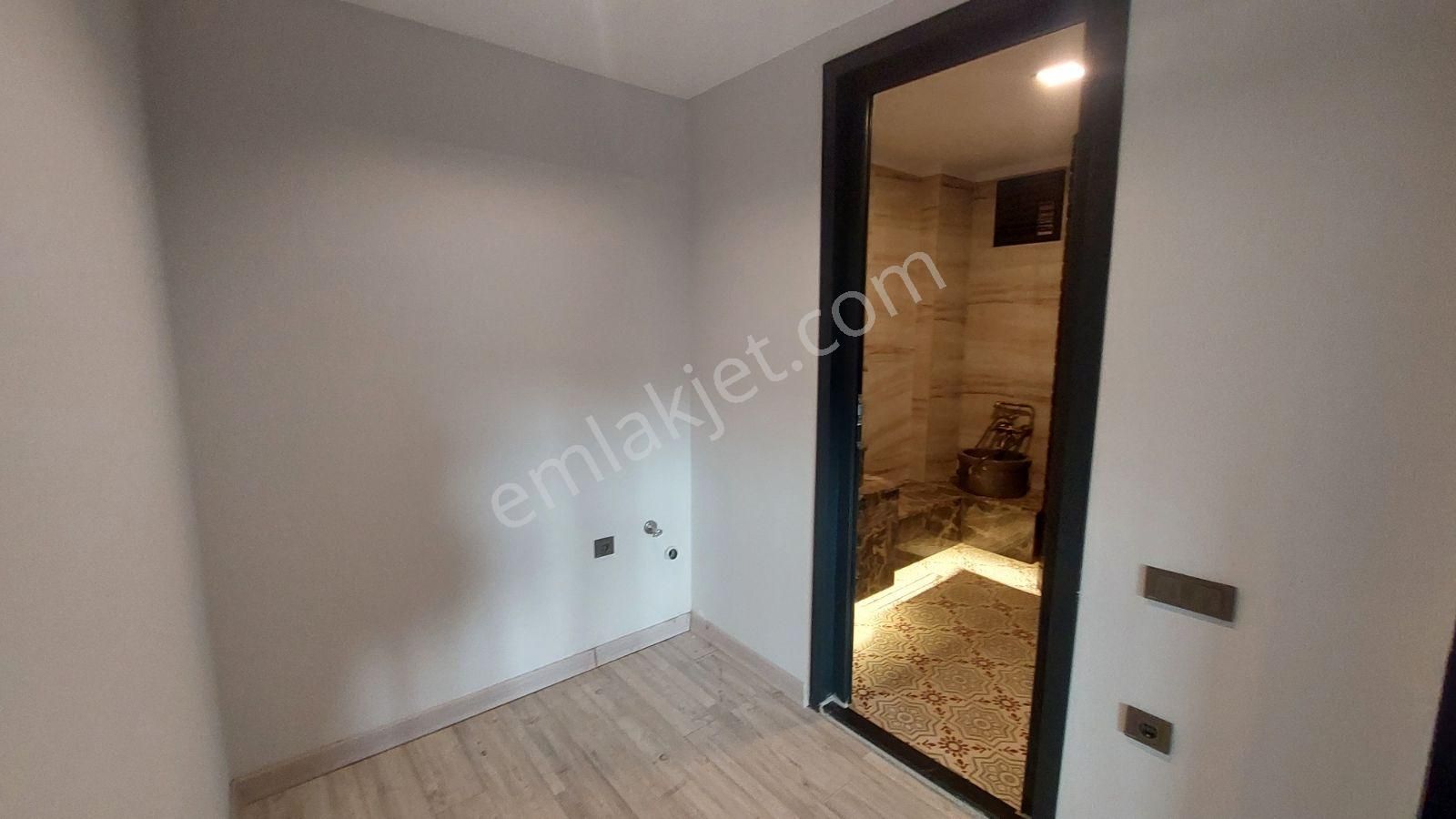 Yalıncak Likapark Sitesin'de Deniz Manzaralı 4+1 Daire - Görsel 28