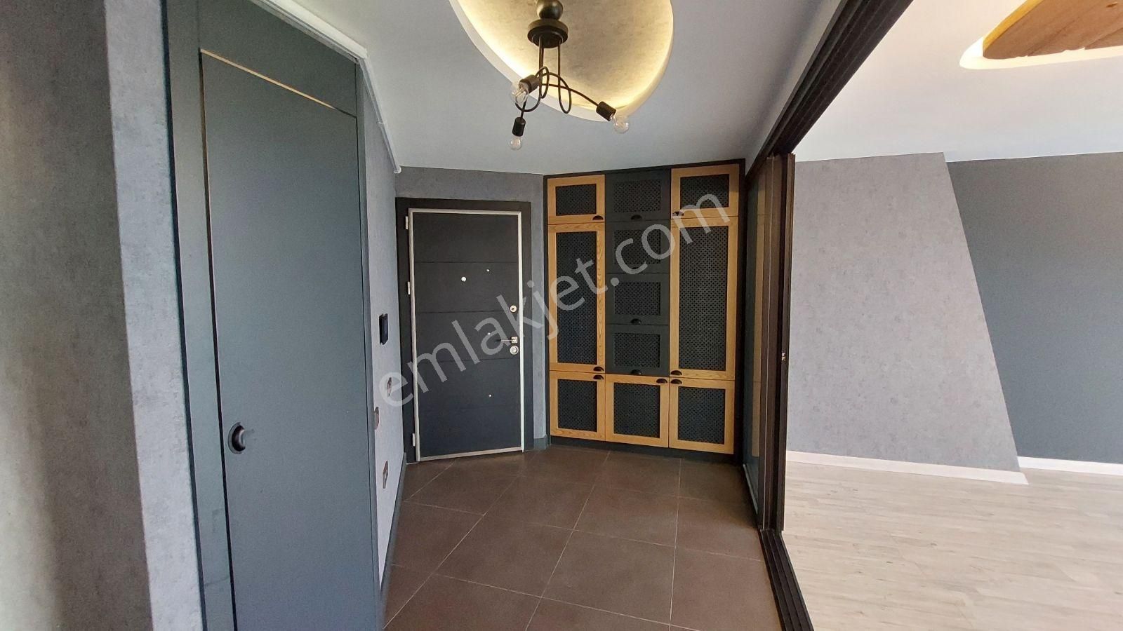 Yalıncak Likapark Sitesin'de Deniz Manzaralı 4+1 Daire - Görsel 22