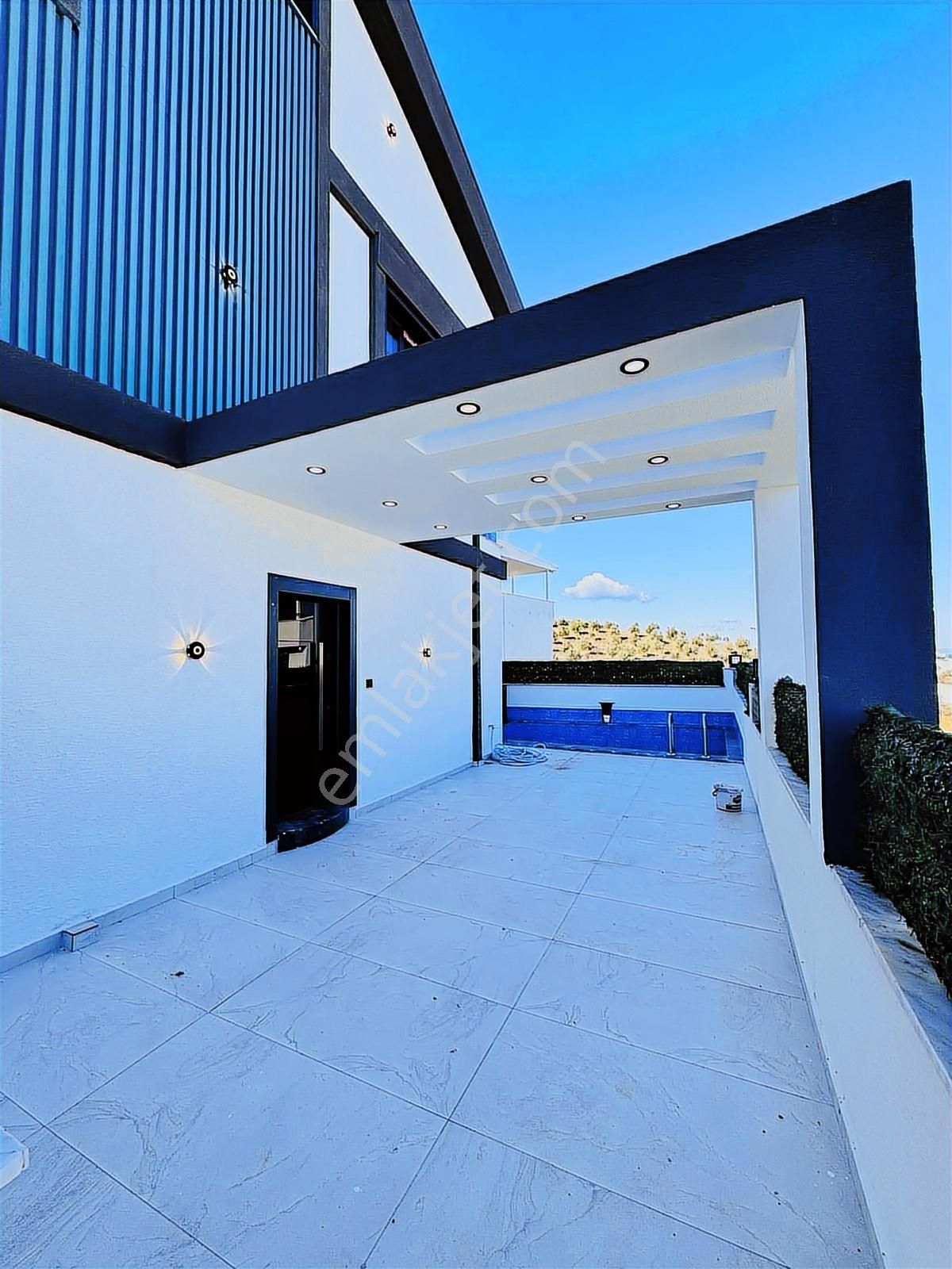 Didimde Satılık Deniz Manzaralı Havuzlu Uygun Fiyat Villa - Görsel 33