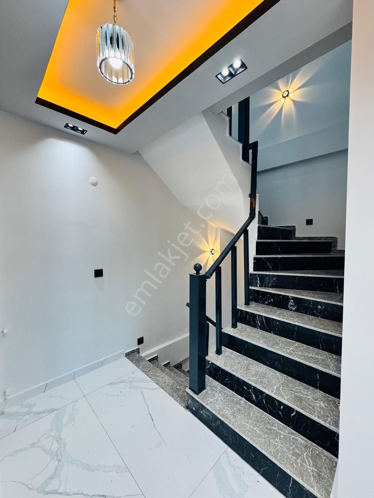 Didimde Satılık Deniz Manzaralı Havuzlu Uygun Fiyat Villa - Görsel 24