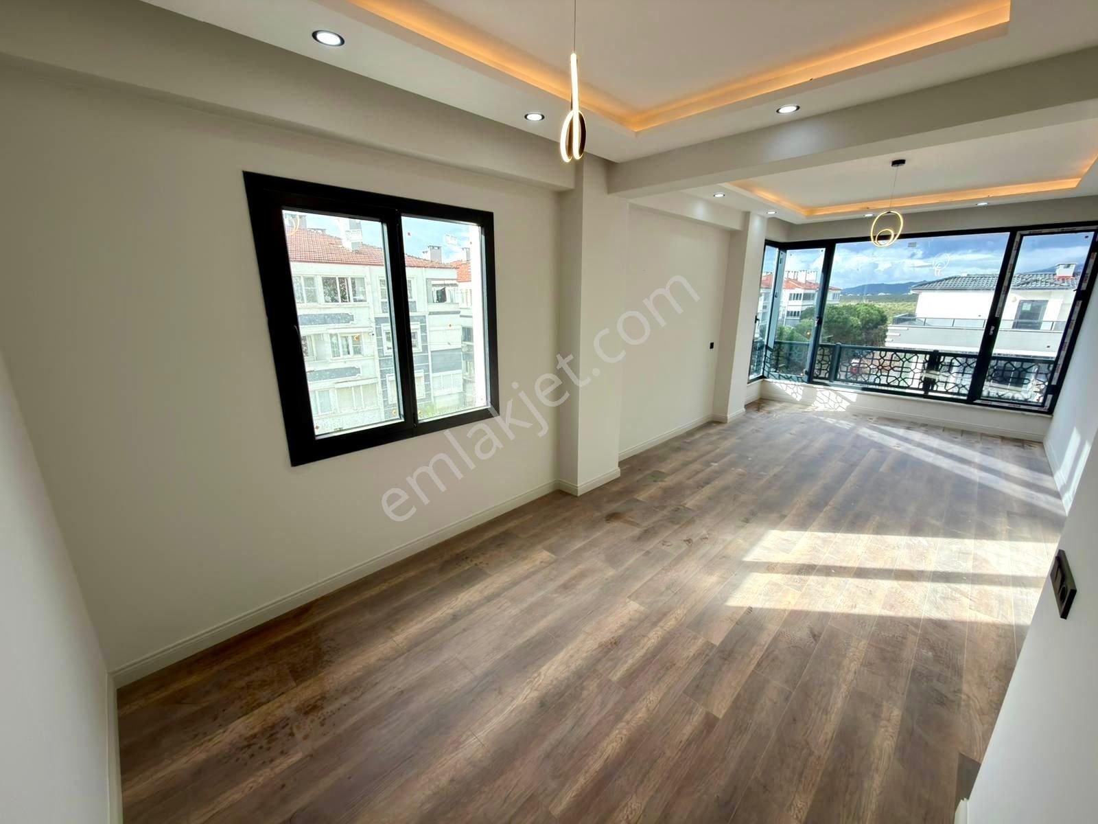 🏡 Referans'tan Doğa Manzaralı Şık Tasarımlı Ön Cephe 3+1 Dubleks - Görsel 25