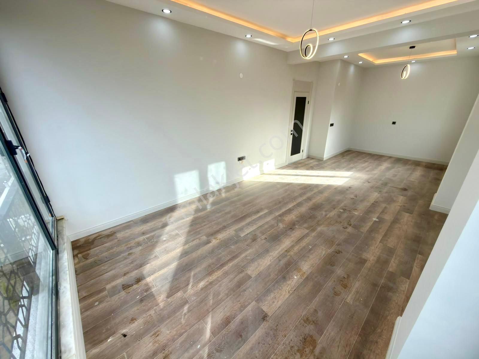 🏡 Referans'tan Doğa Manzaralı Şık Tasarımlı Ön Cephe 3+1 Dubleks - Görsel 24