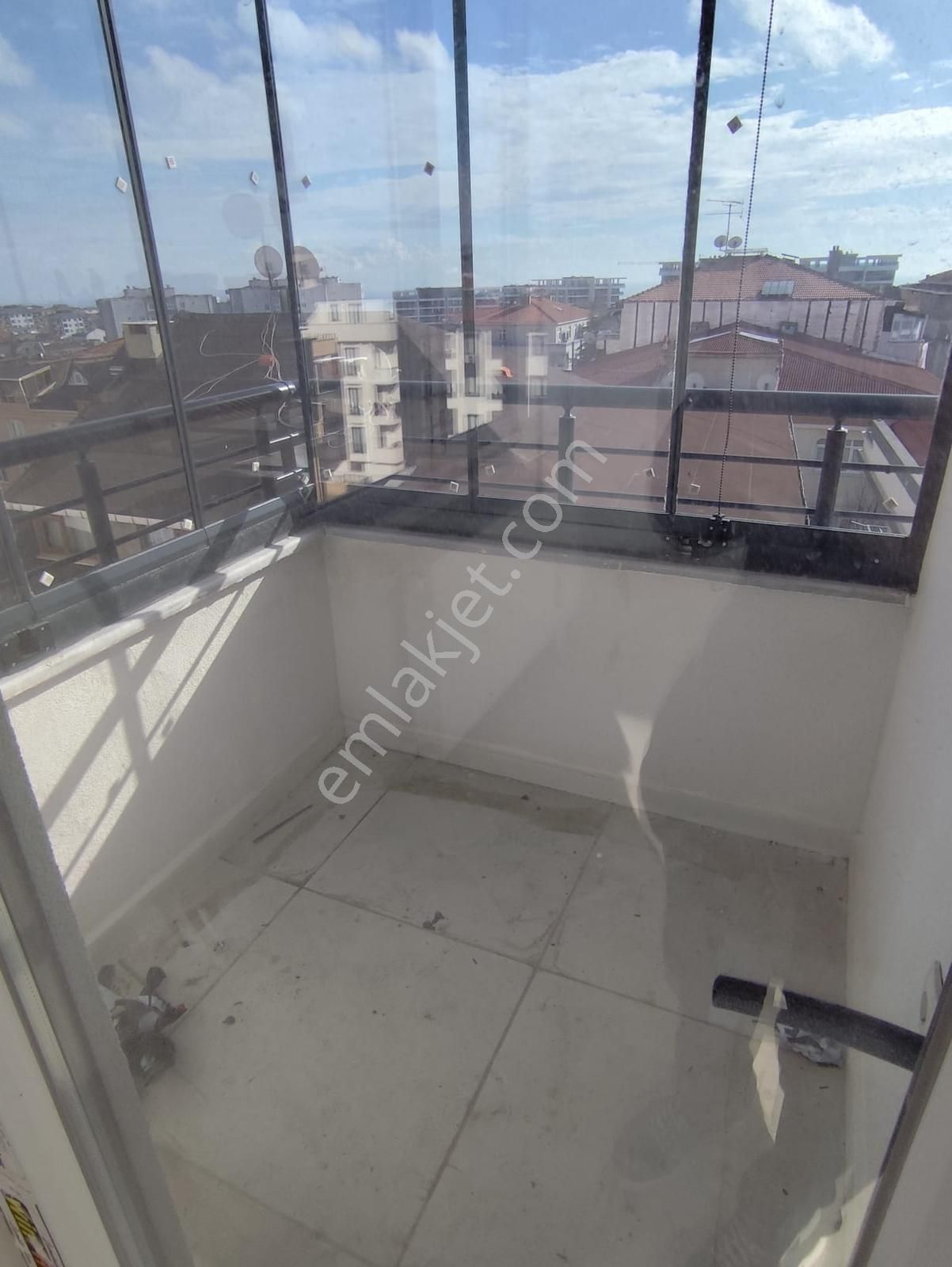 Mahir Emlak' Tan Asansörlü + Otoparklı 2+1 Arakat Sıfır Daire - Görsel 5
