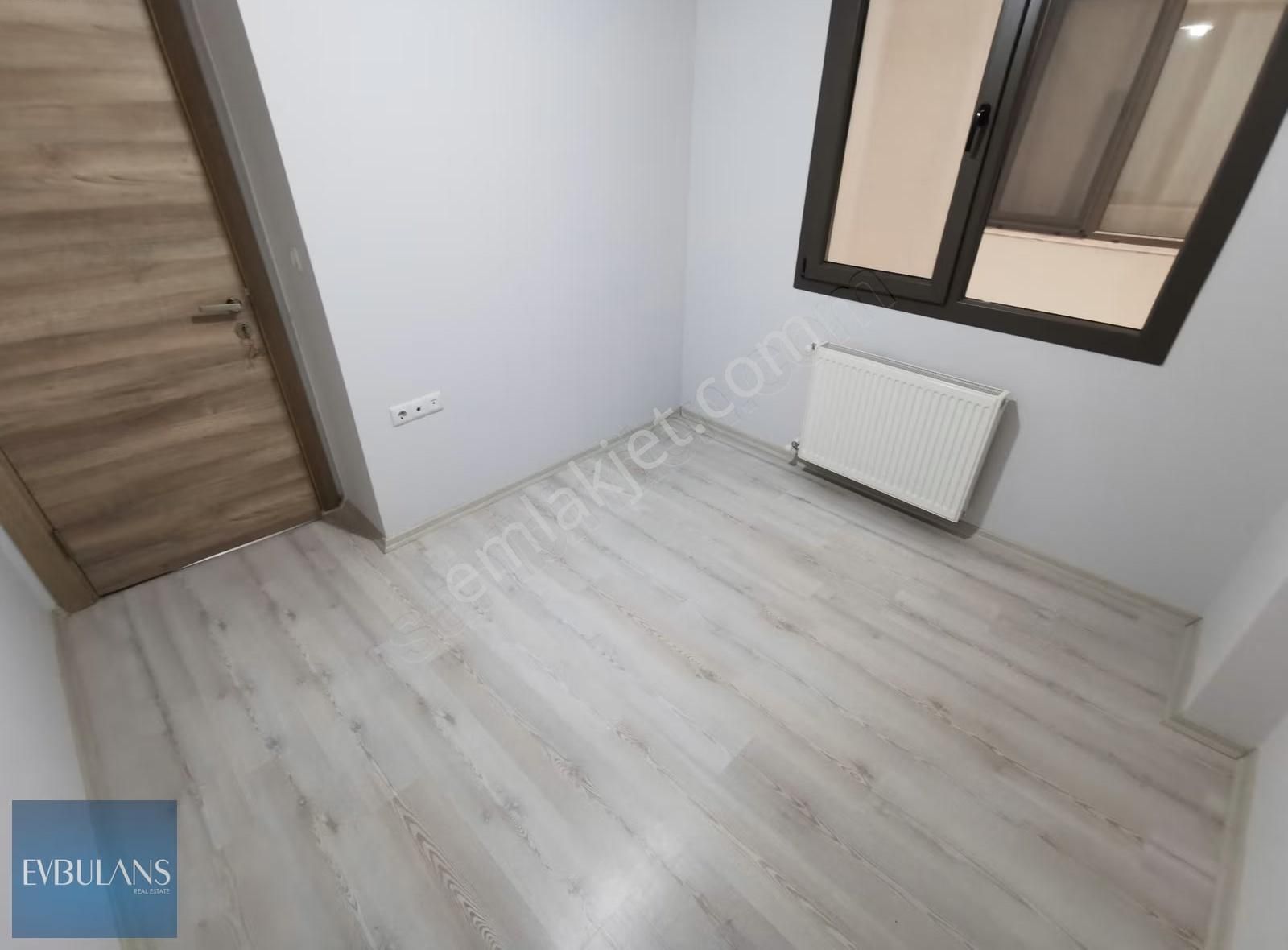 Girne Caddesine 50 Metre Ara Kat Önü Komple Açık Geniş 2+1 - Görsel 34