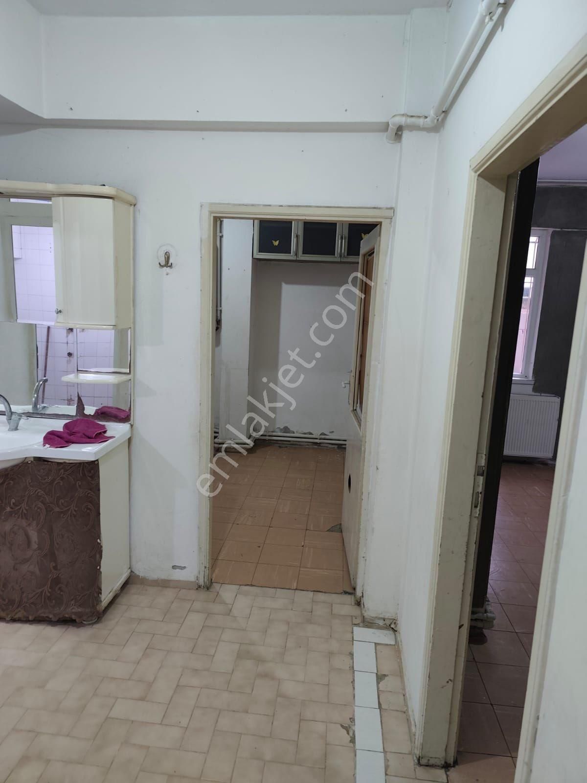 Rasathane Mahallesinde Bahce Kat Satılık Daire - Görsel 12