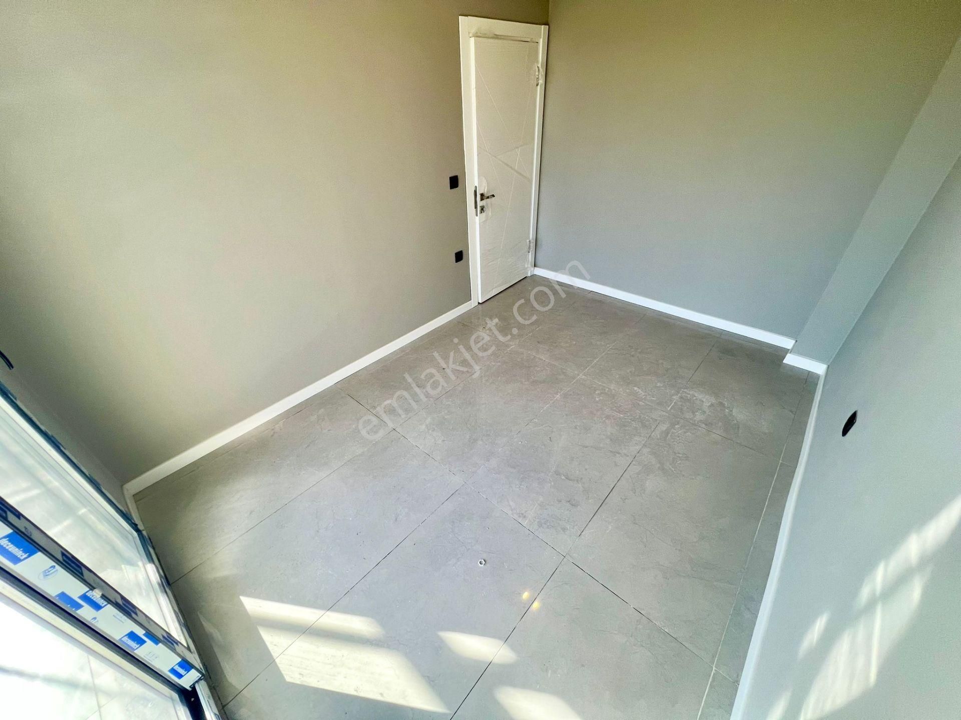 ꧁ay Emlaktan꧂akçay'da Müstakil Tadında Kendine Ait Bahçe Kullanımlı Ön Cephe Satılık 1+1 Lüks Daire - Görsel 13